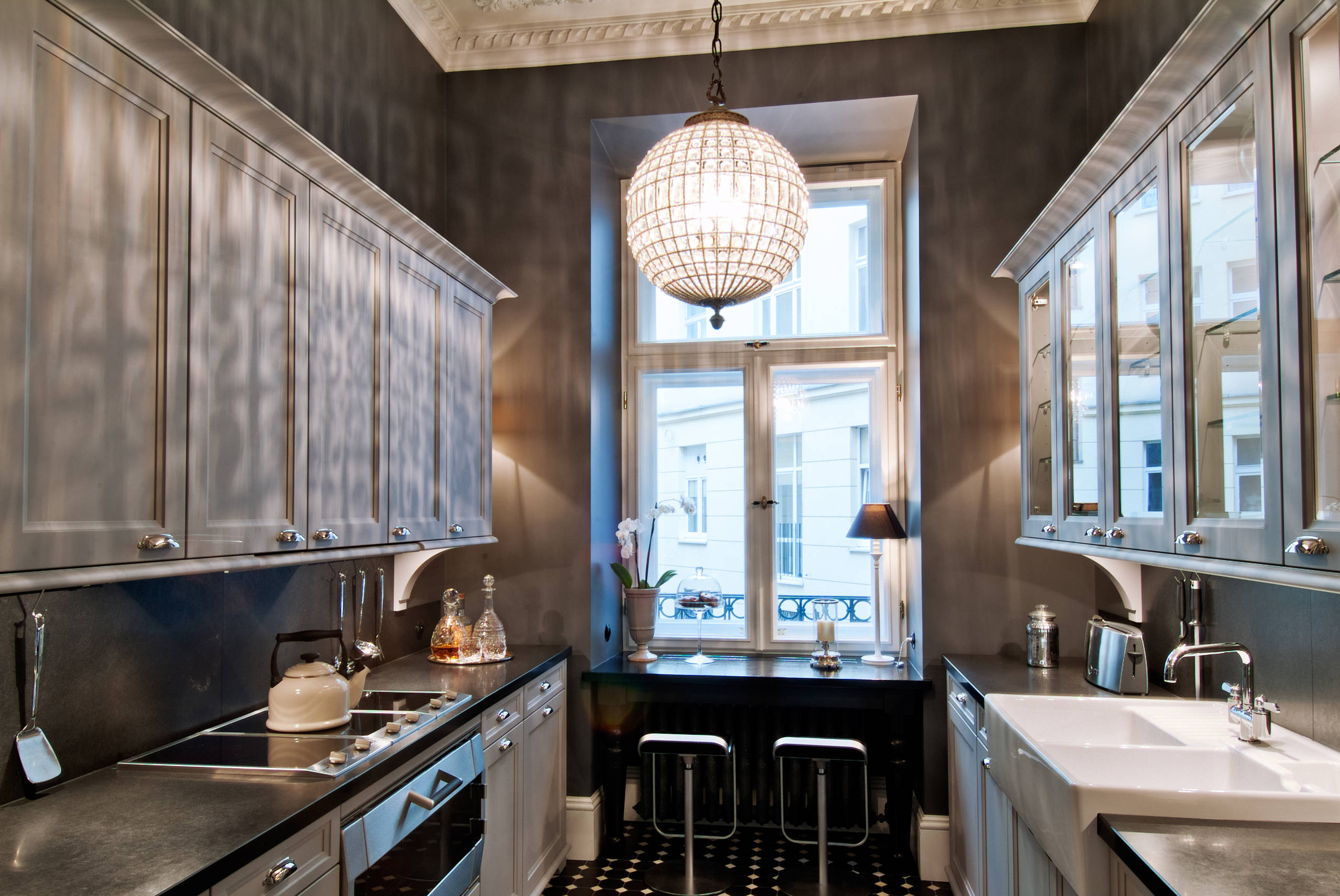 Когда мода вдохновляет дизайн: Cерый цвет «Диор»