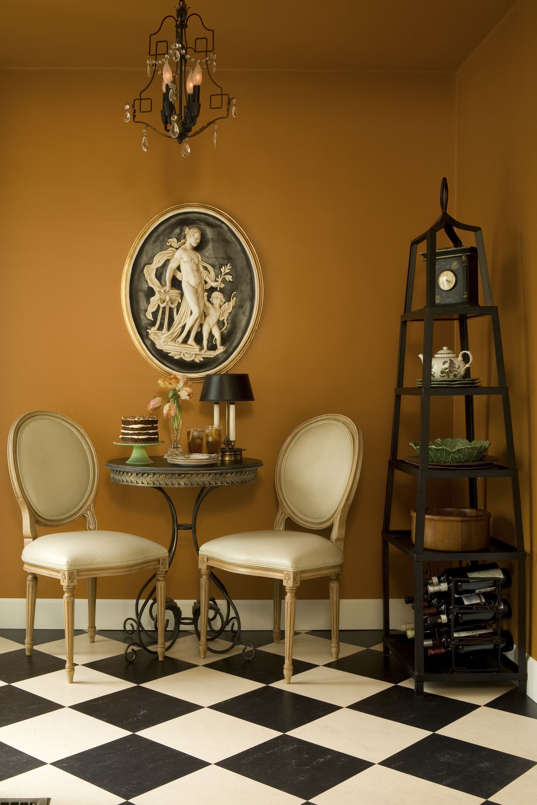 Как в кафе: 14 маленьких столовых в любом месте квартиры