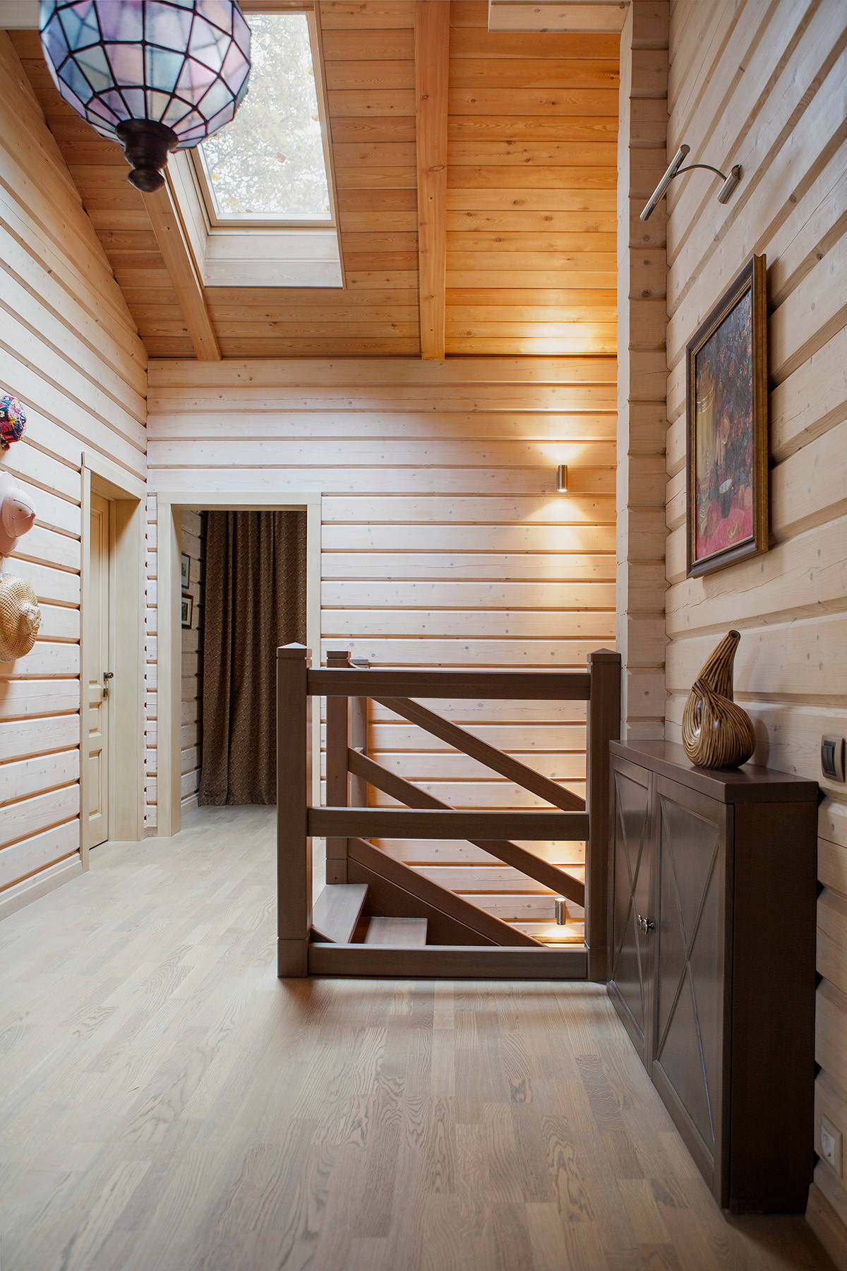 В гостях: Подмосковное шале на участке с историей