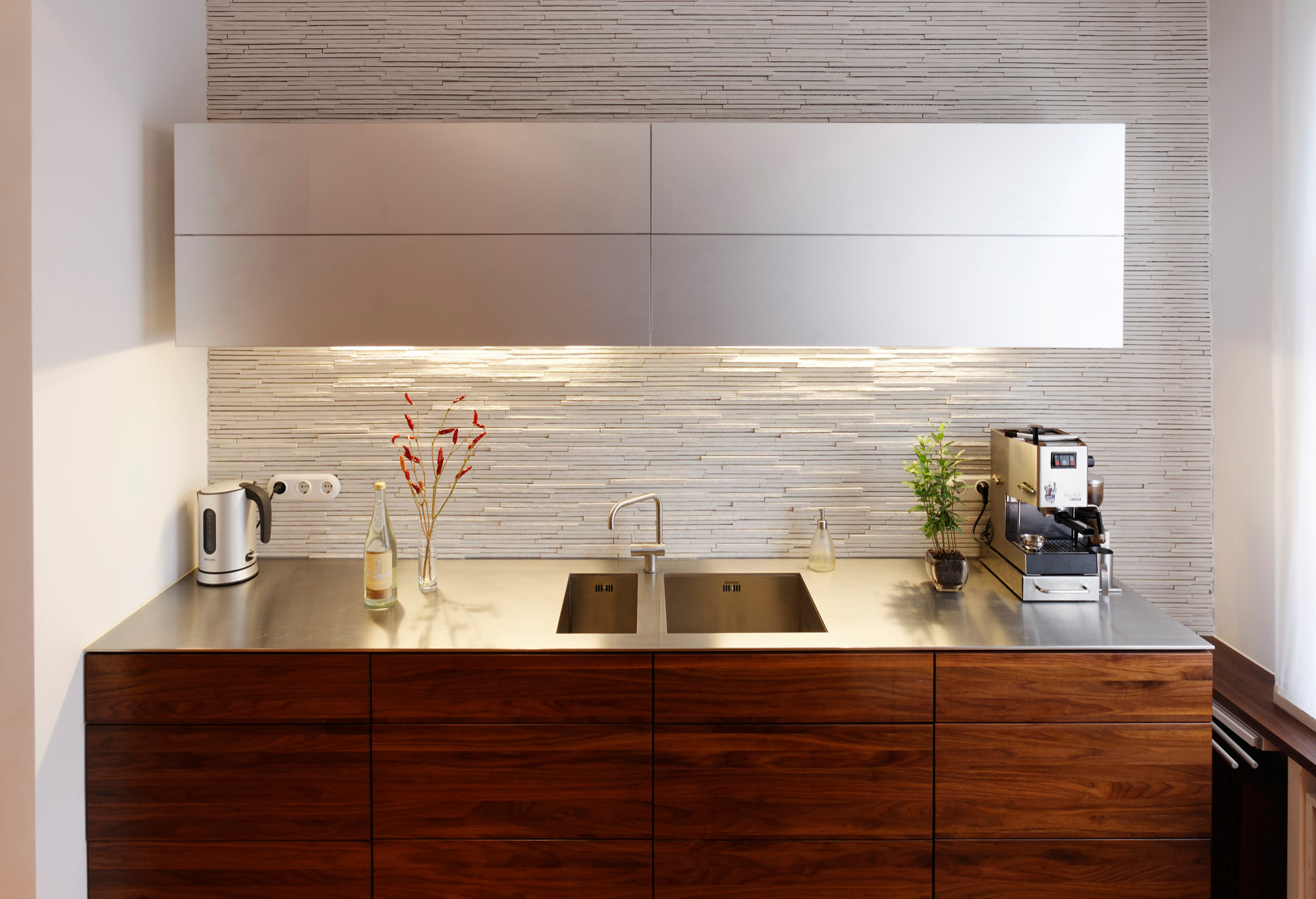 Микротренды: Зачем вашей кухне очень тонкая столешница