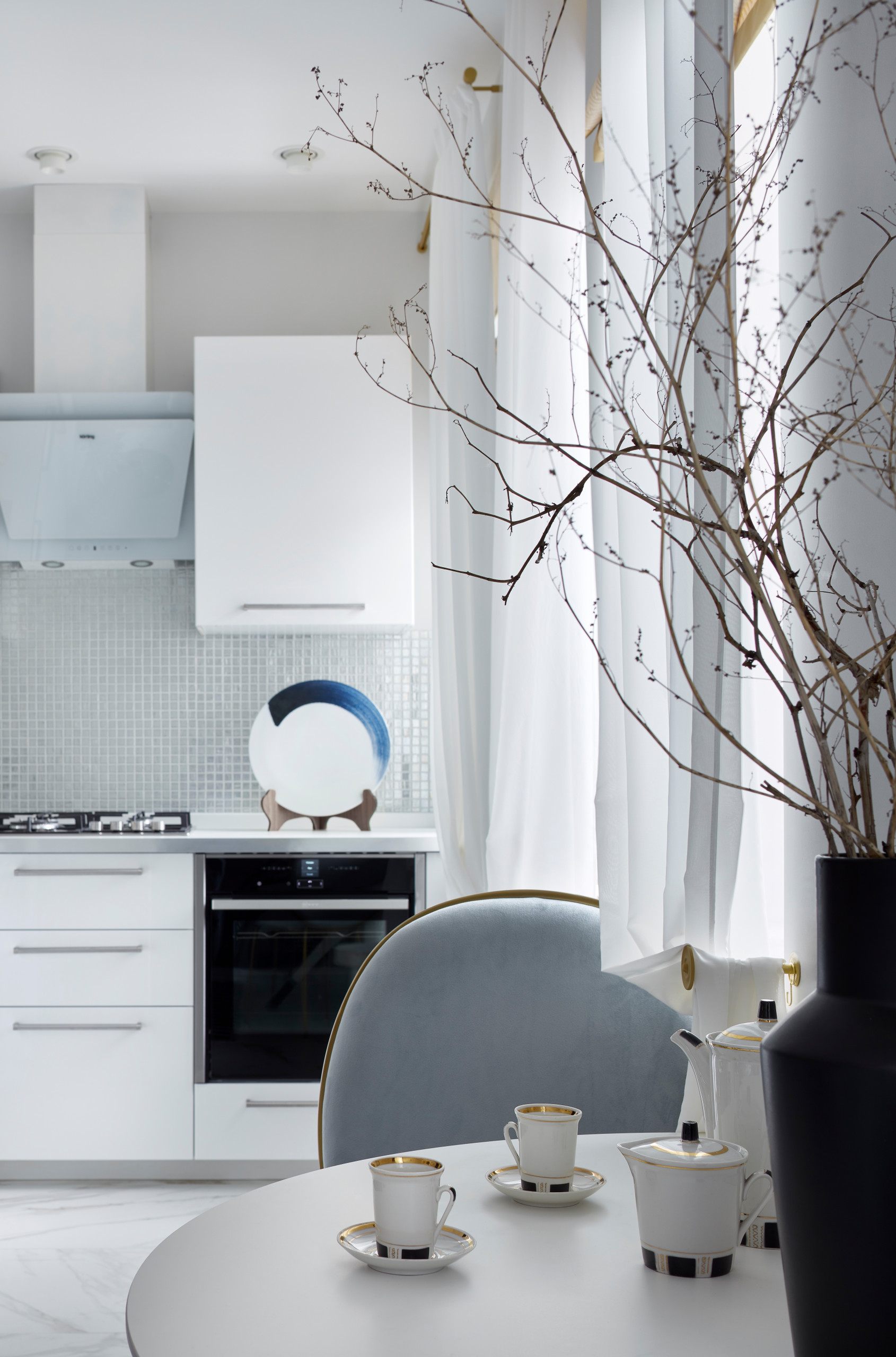 Газ в кухне-гостиной: Почему все такие смелые стали