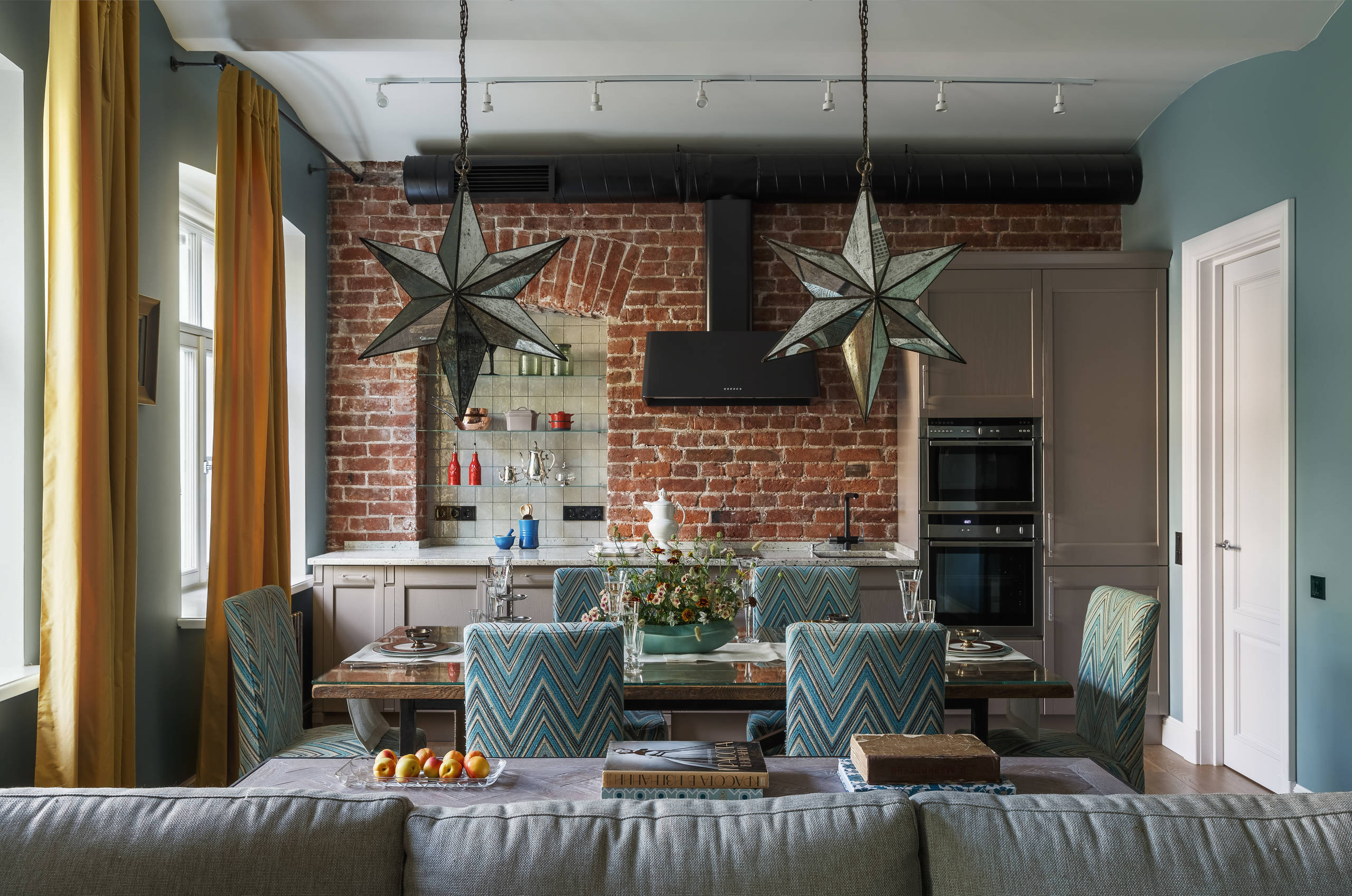 Houzz тур: Квартира на Хитровке для большой семьи