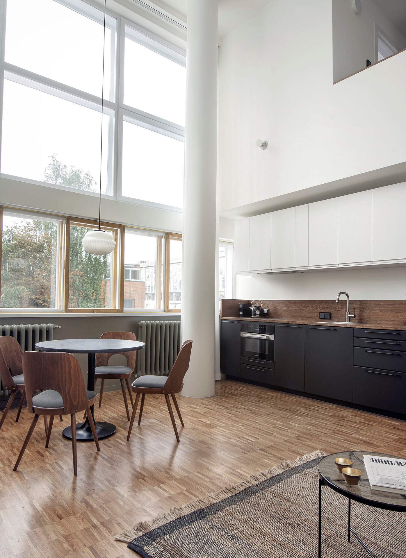 Houzz тур: Интерьер в «номенклатурном» стиле в доме Наркомфина