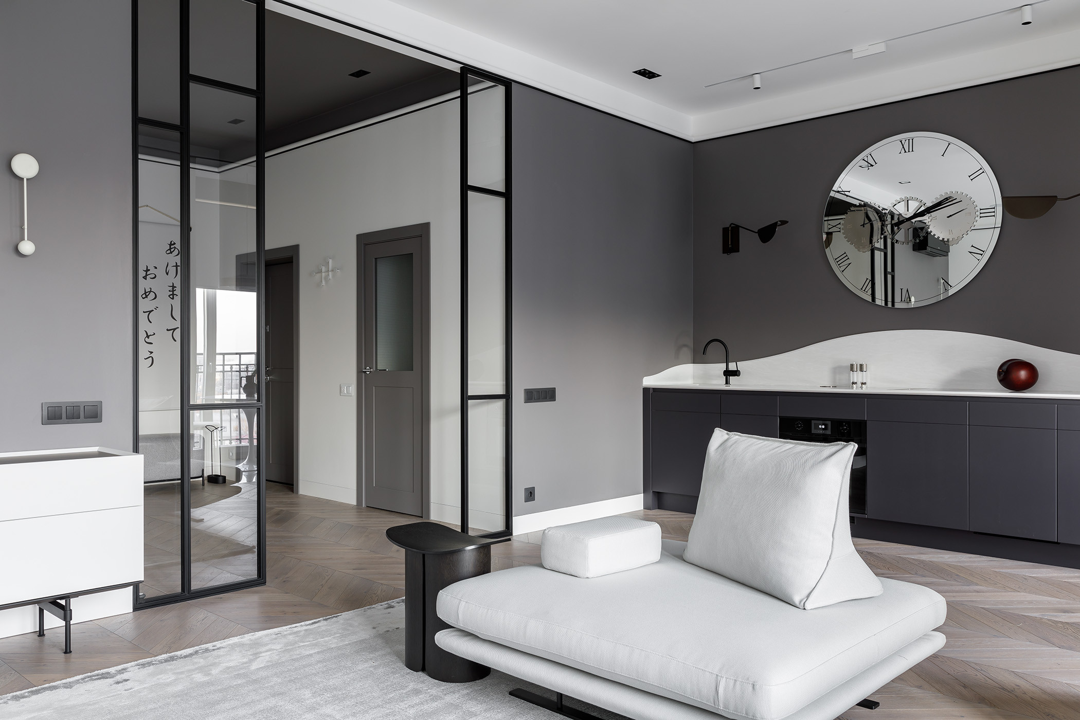 Houzz тур: Графичный интерьер, в котором нет места лишним деталям