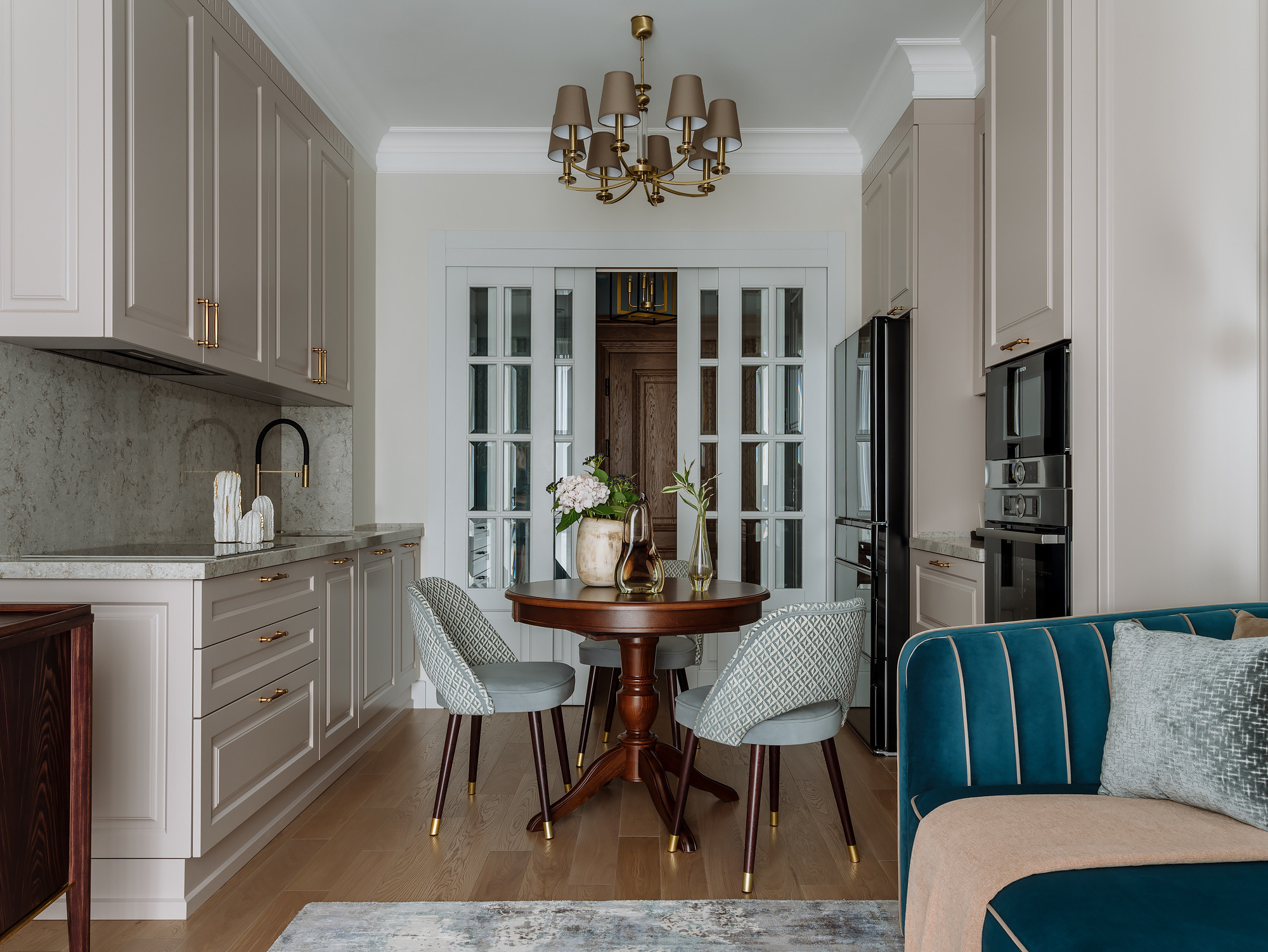 Кухня недели: вытянутой формы — для большой семьи