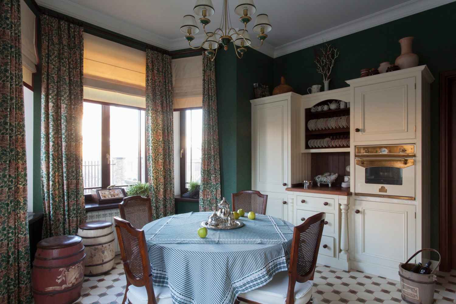 Houzz тур: Дом с английским настроением и музыкальной гостиной