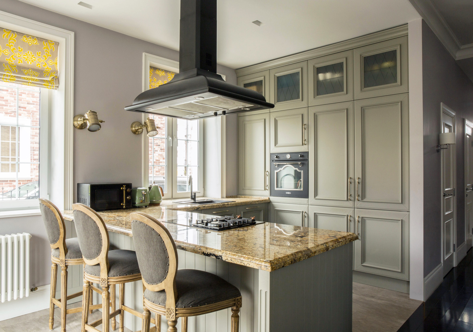 Цена проекта с фото: Кухонная зона с островом за 1 478 777 ₽