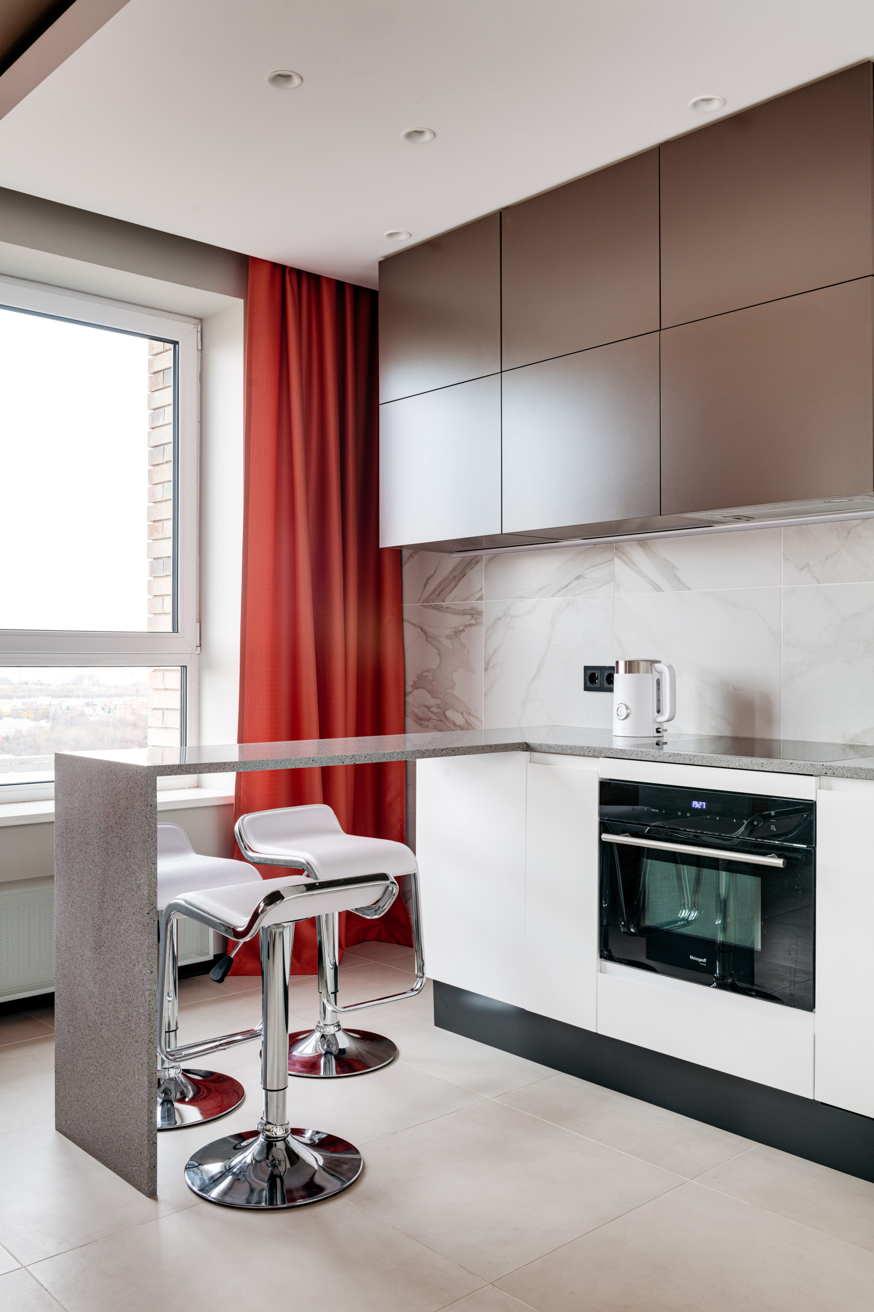 Поиск планировки: 3 плана + финал квартиры с душем для собаки