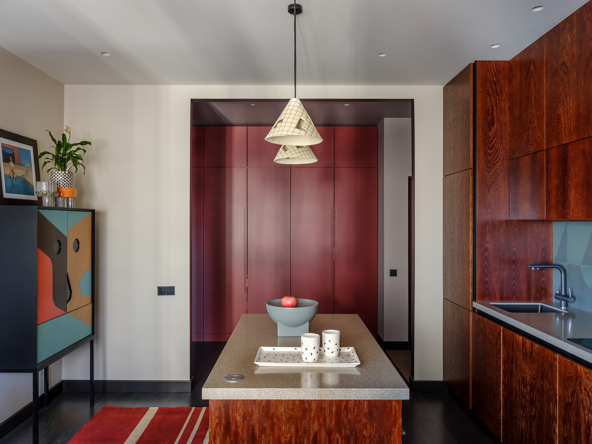 Houzz тур: Квартира в оттенках марсалы и розе