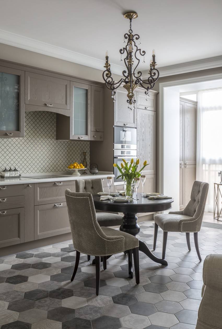 Houzz тур: Квартира с четырьмя лоджиями и тремя хозяйками