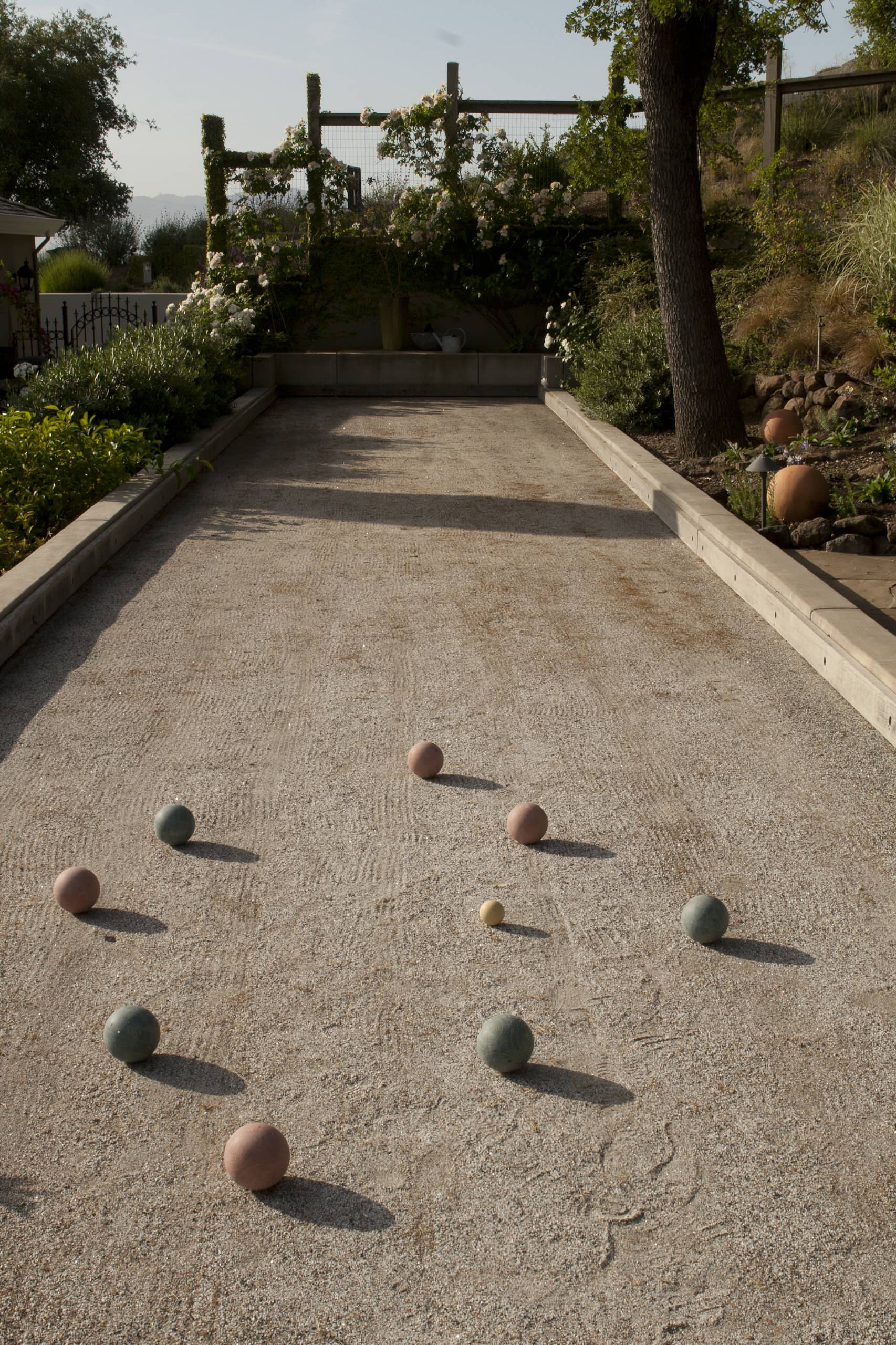 Садовое планирование: Продумываем спортивные площадки для дачи