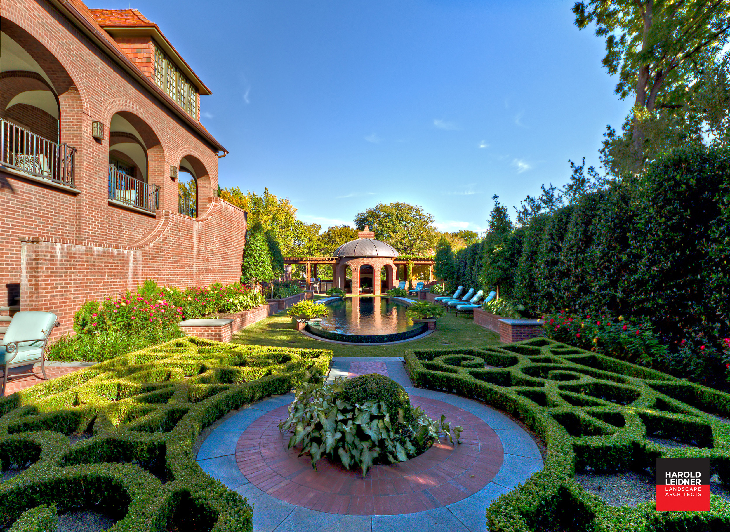 Игры на траве: Что нужно знать про оформление газонов