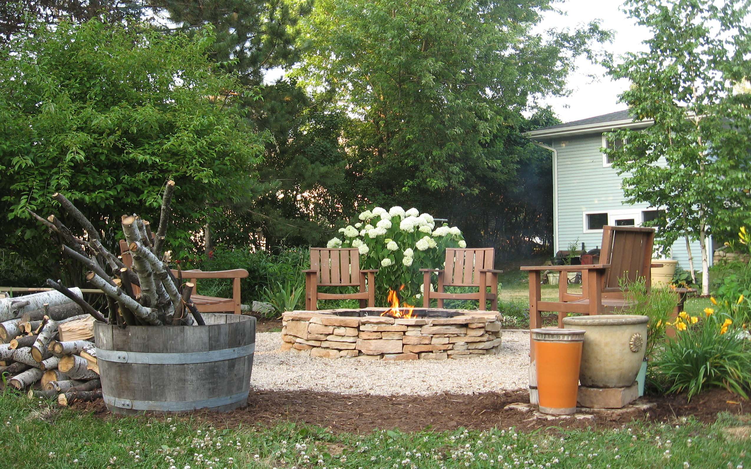 DIY: Как сделать место для костра на даче своими руками