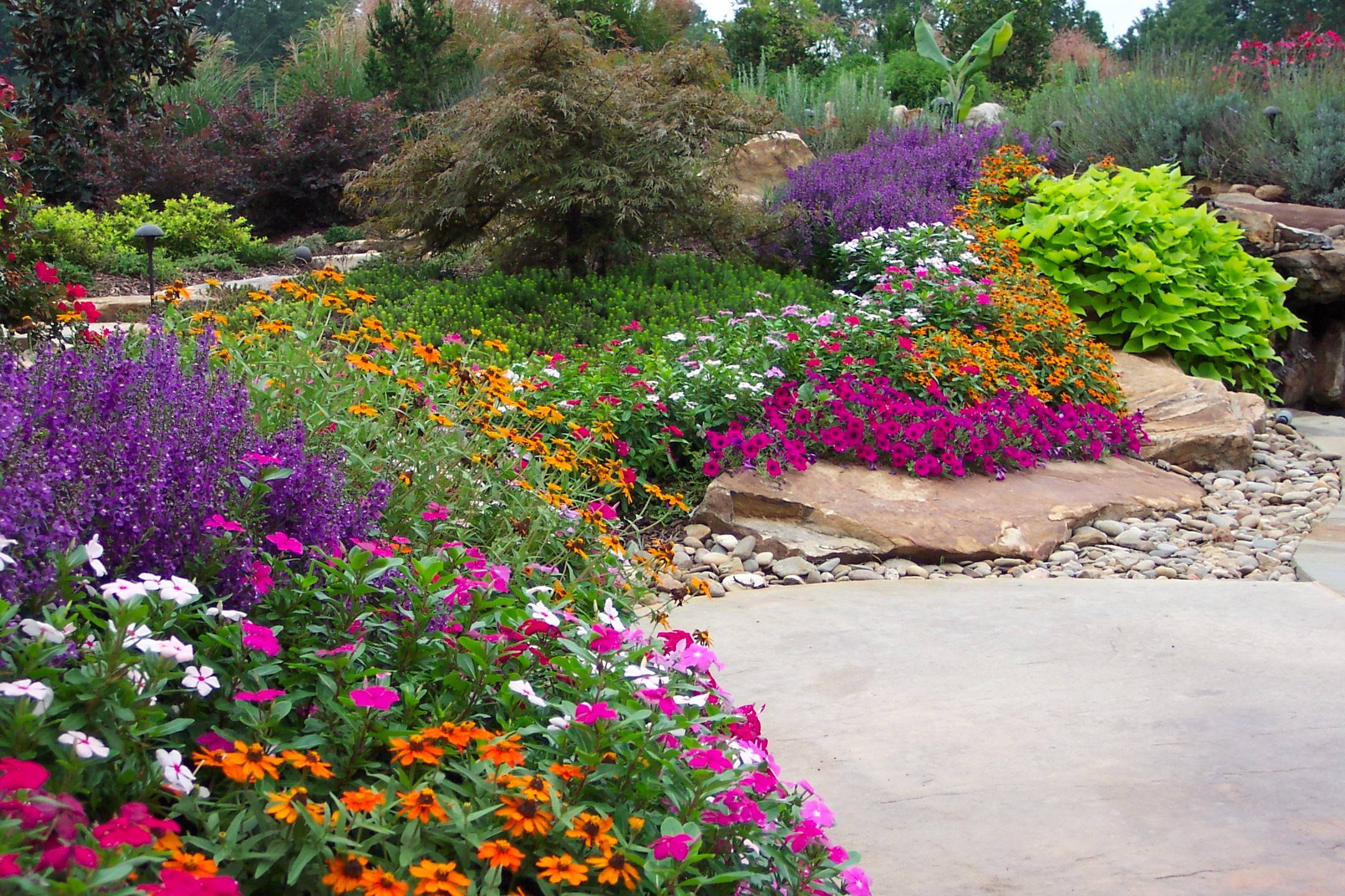 Как правильно: Альпийская горка своими руками