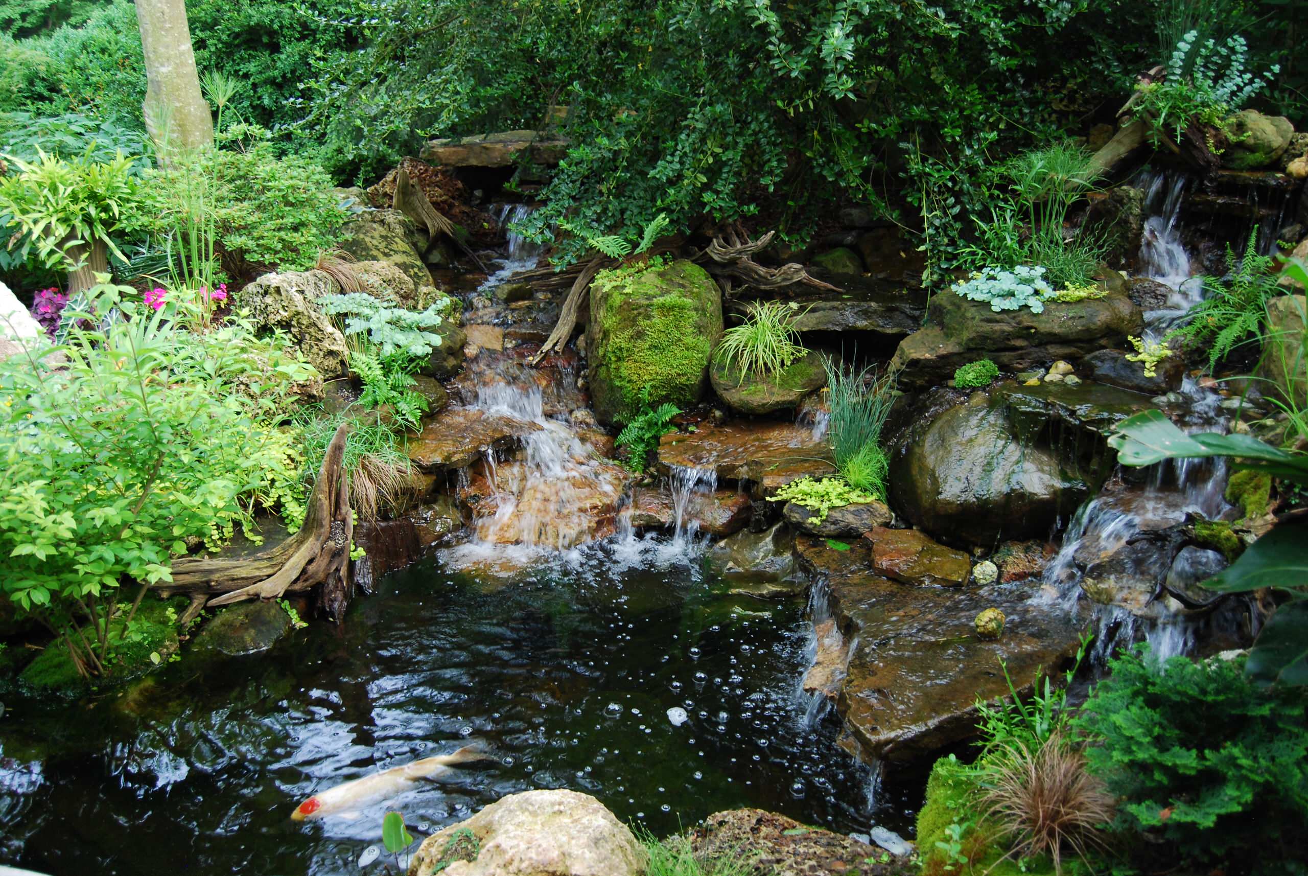 Водопады и каскады: Очарование падающей воды