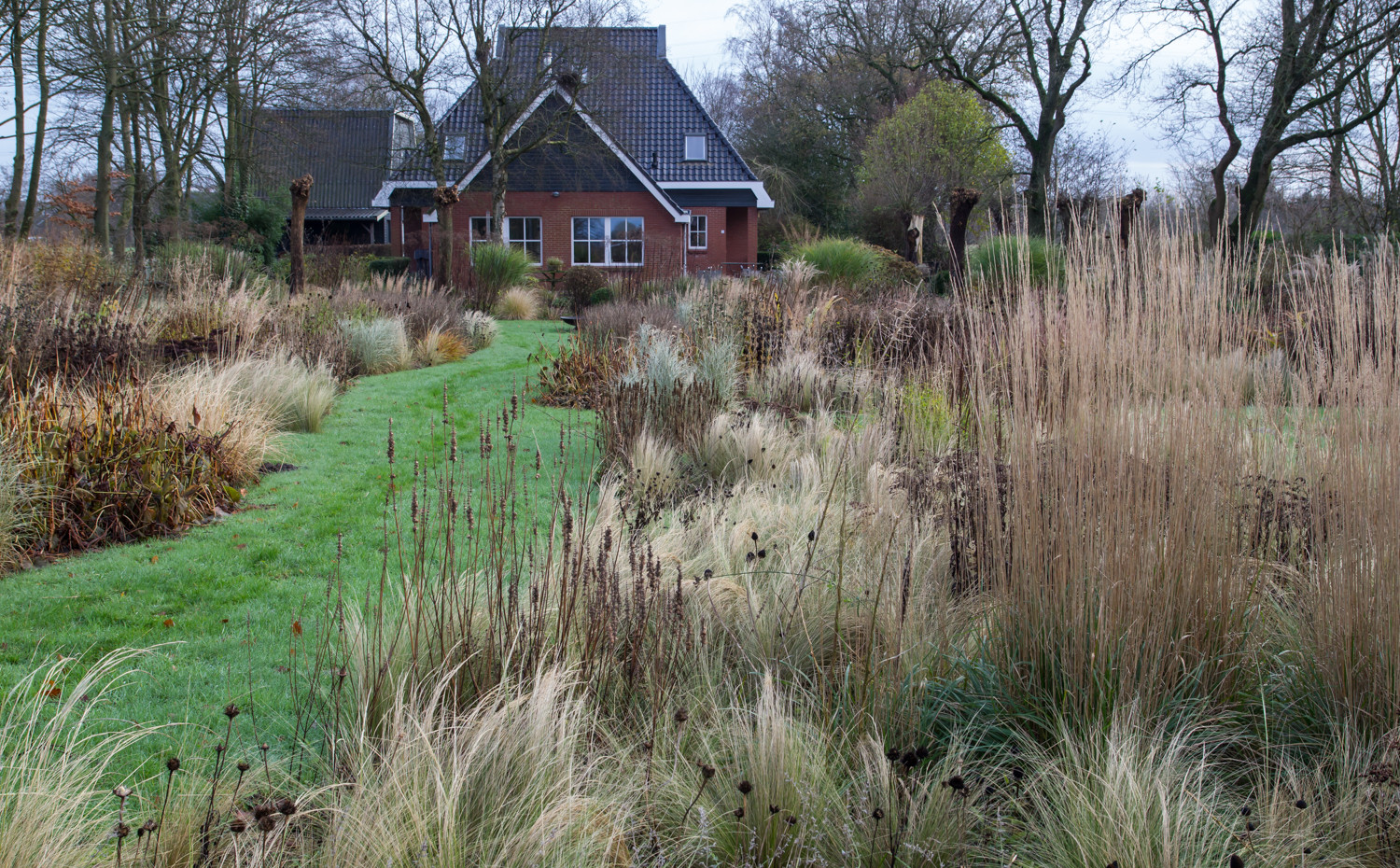 Houzz Нидерланды: Якобстуин — очаровательный сад Яапа де Вриса