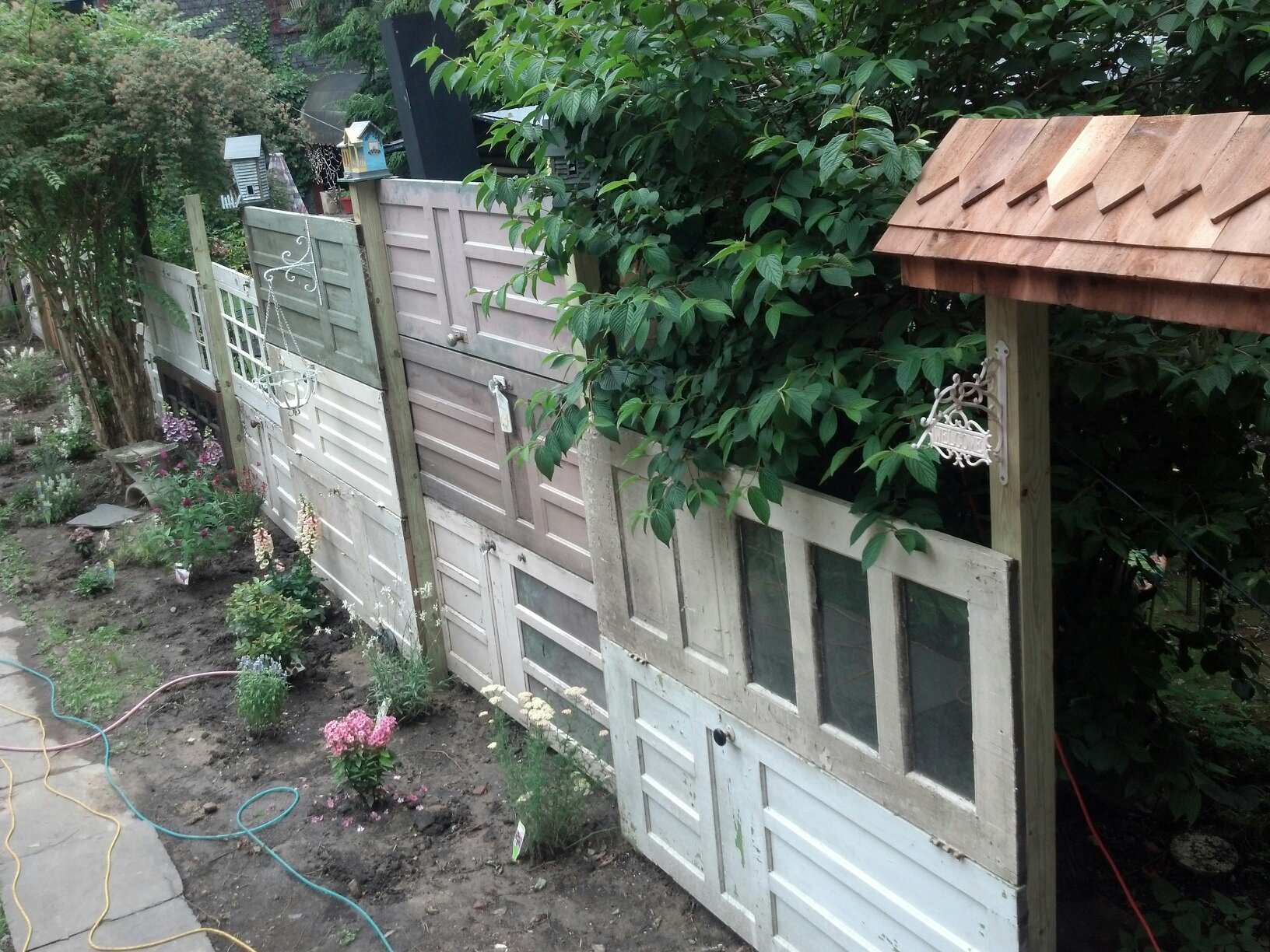 Сэкономить и удивить: 17 идей применения старых вещей