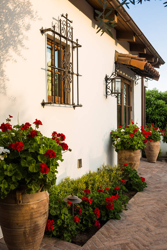 Горшку — место: 14 идей, куда можно поставить растения в кашпо