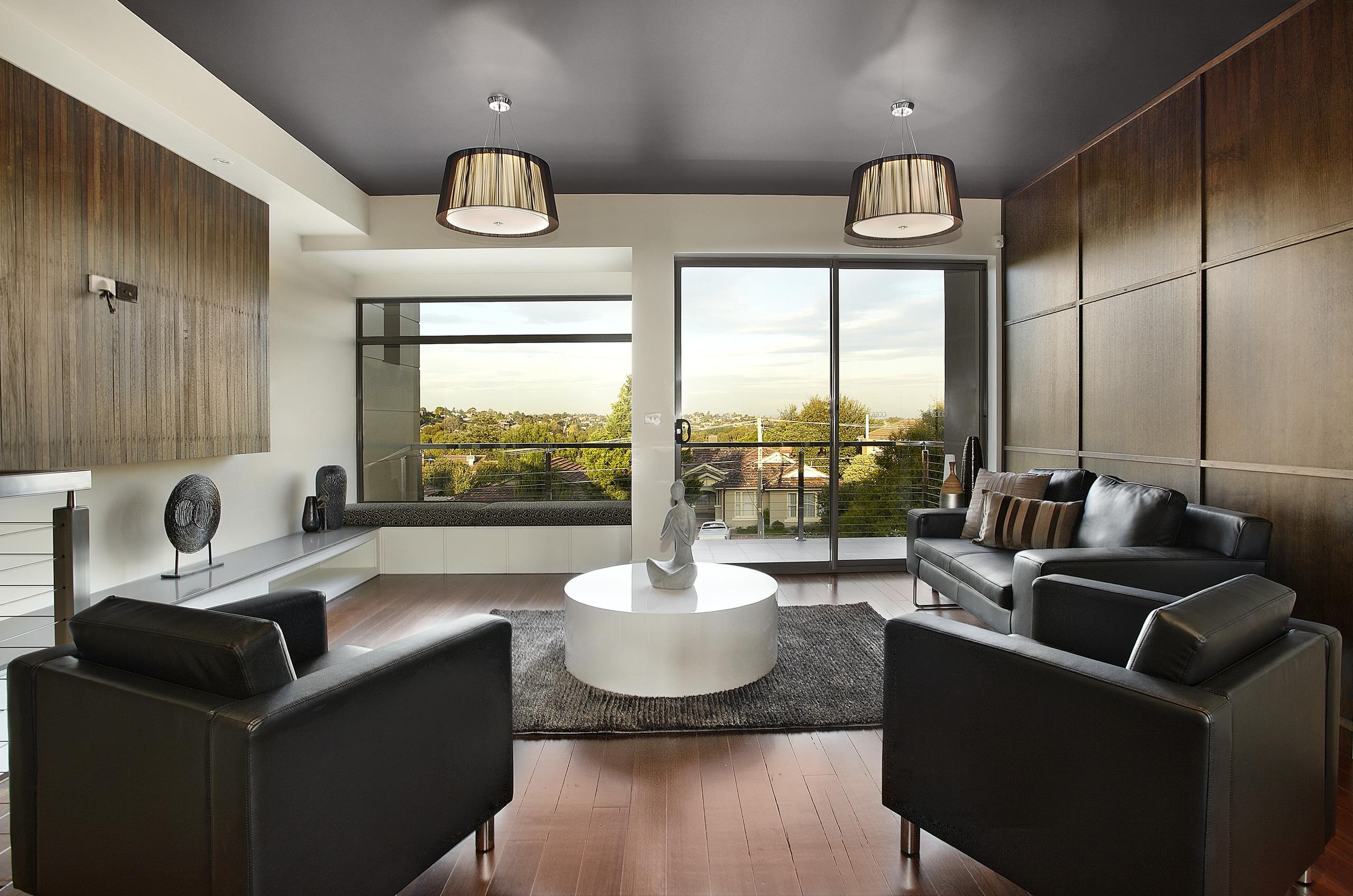 11 причин покрасить потолок в черный цвет