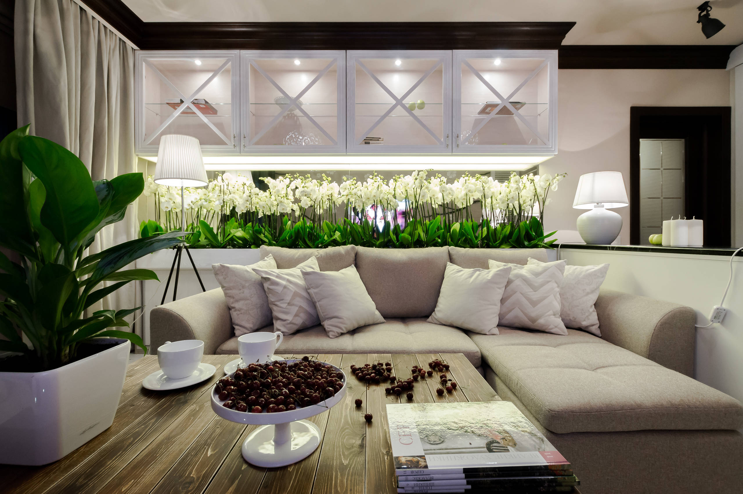 Гостиная недели: Интерьер 16 кв.м, превращенный в вишневый сад