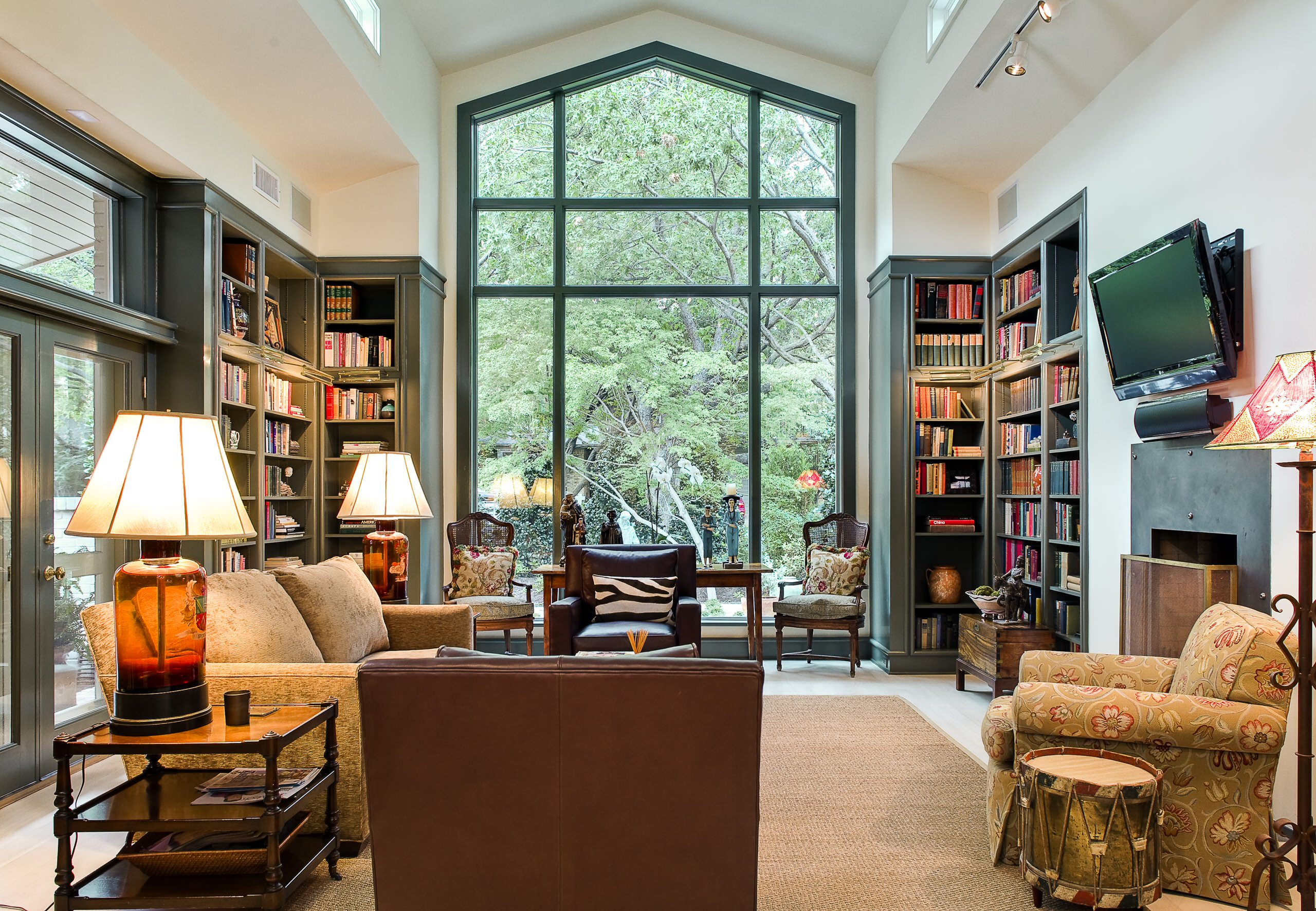 Хороший вопрос: Как самостоятельно покрасить пластиковые окна