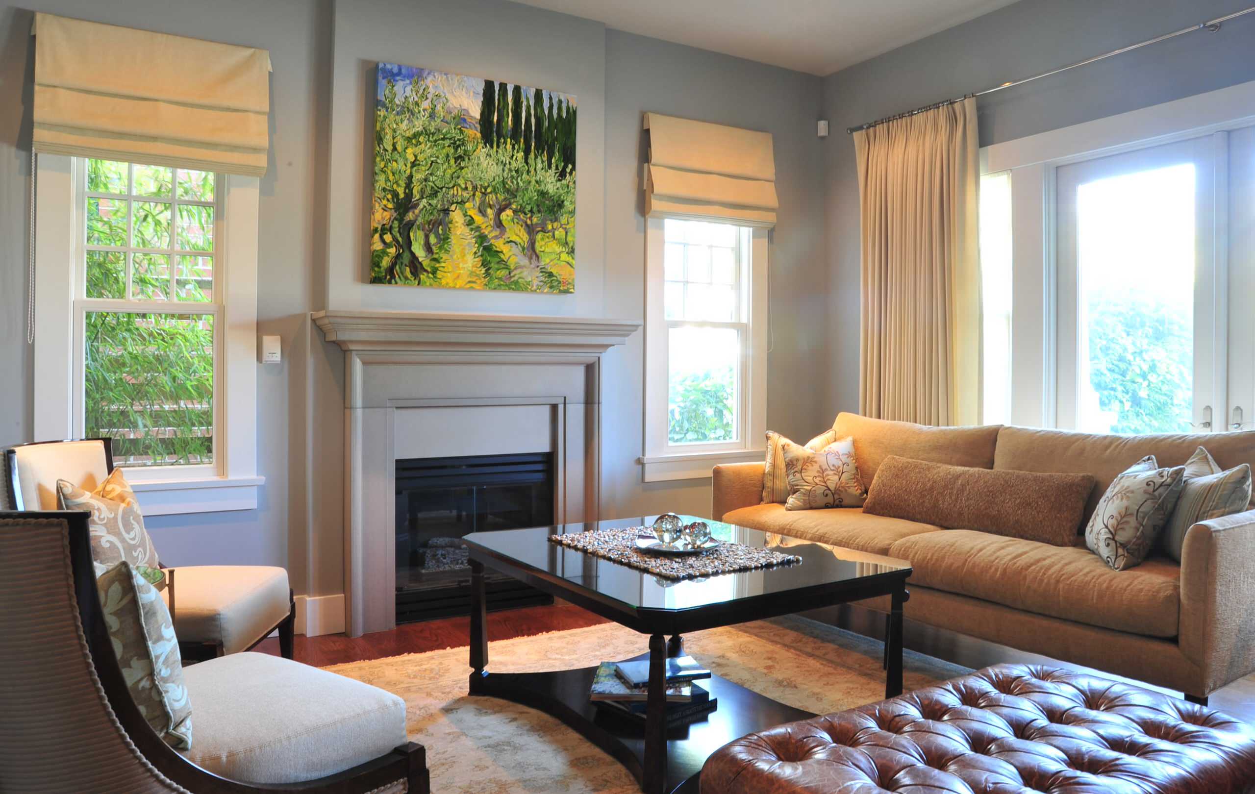 Шторный вопрос: Как подобрать шторы к интерьеру — фото и советы