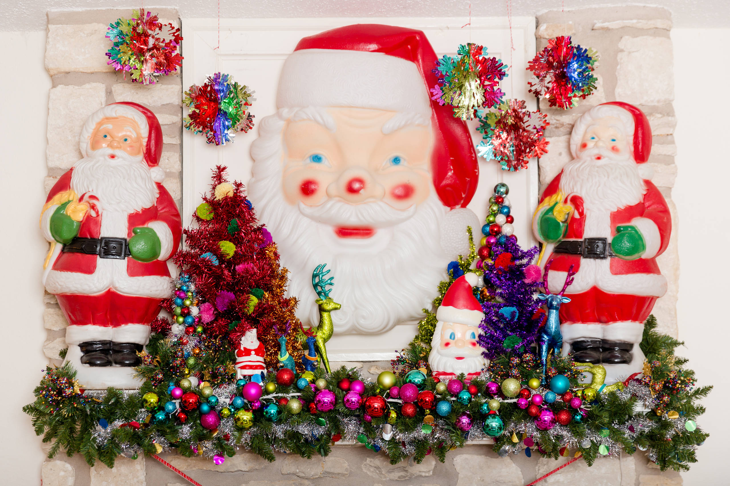 Houzz США: Дом в техасском Остине, где наряжают десятки елок