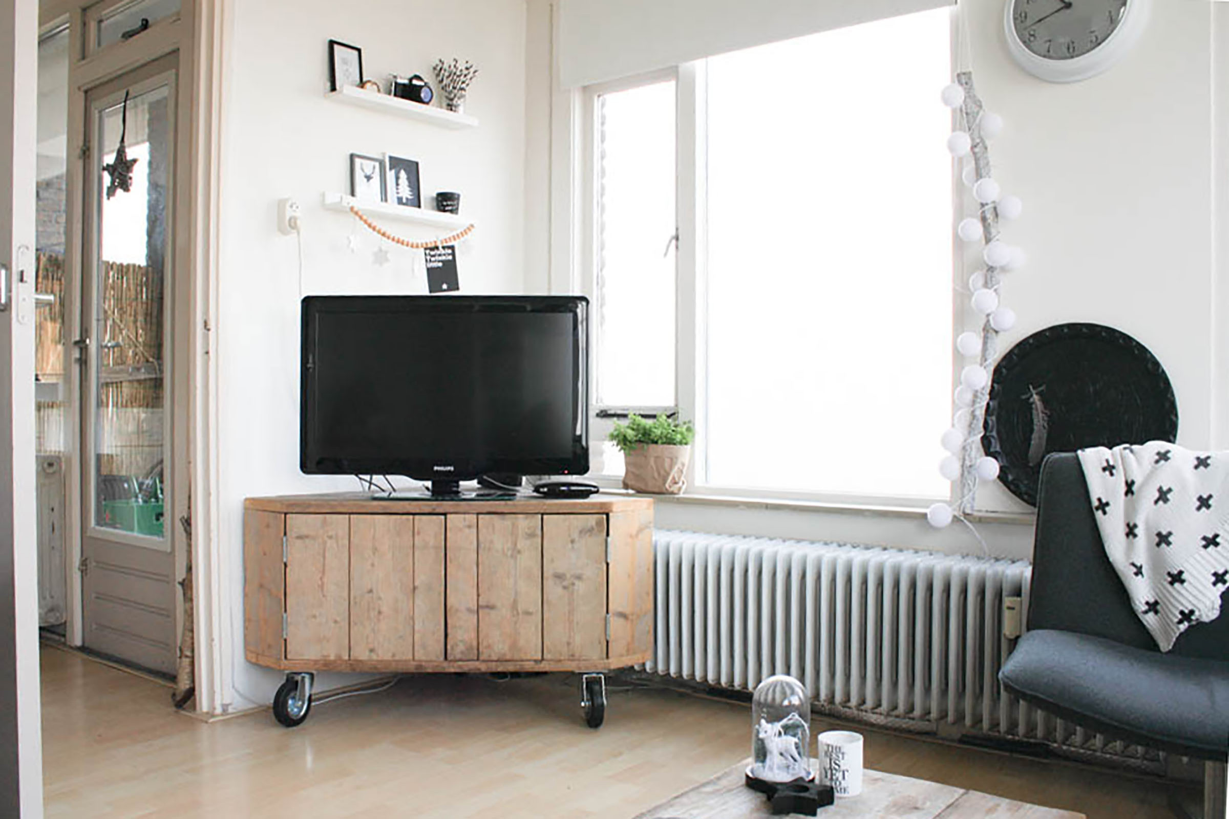 Houzz Голландия: Бюджетный вариант интерьера в скандинавском стиле