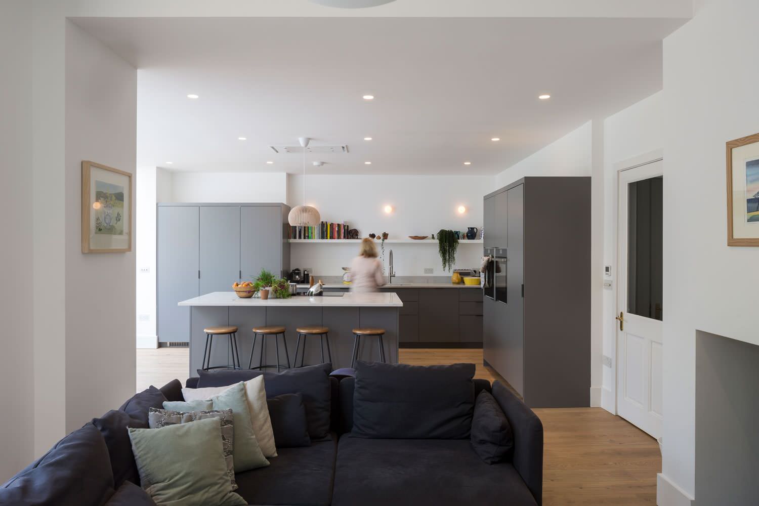 Houzz Британия: Пристройка к дому — с кухней и местом для чтения