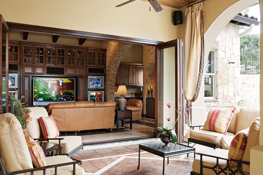 Под куполом неба: Летний кинотеатр на вашей даче