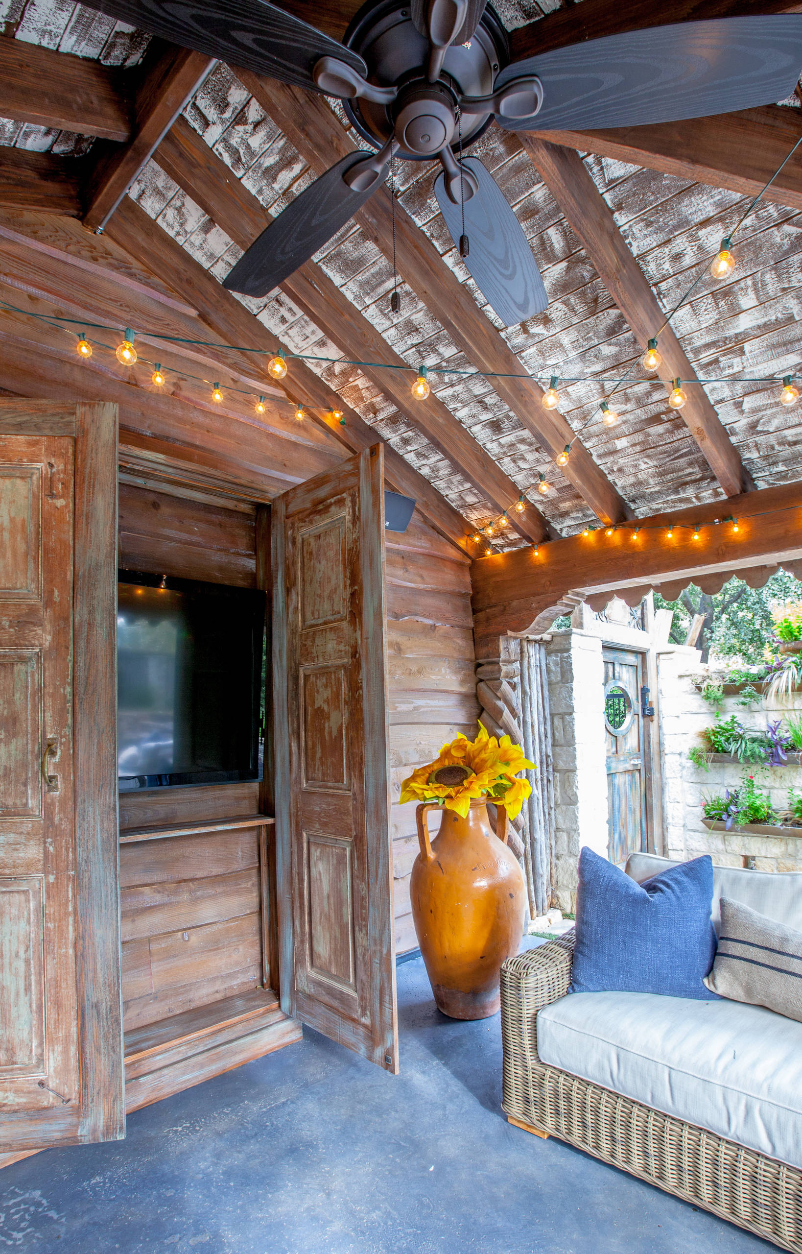 Под куполом неба: Летний кинотеатр на вашей даче