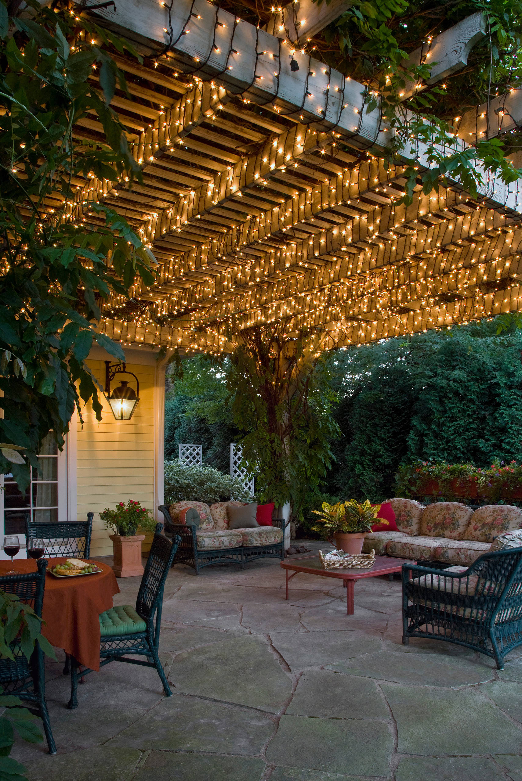 Что мне снег, что мне зной: Как выбрать крышу для зоны отдыха на даче