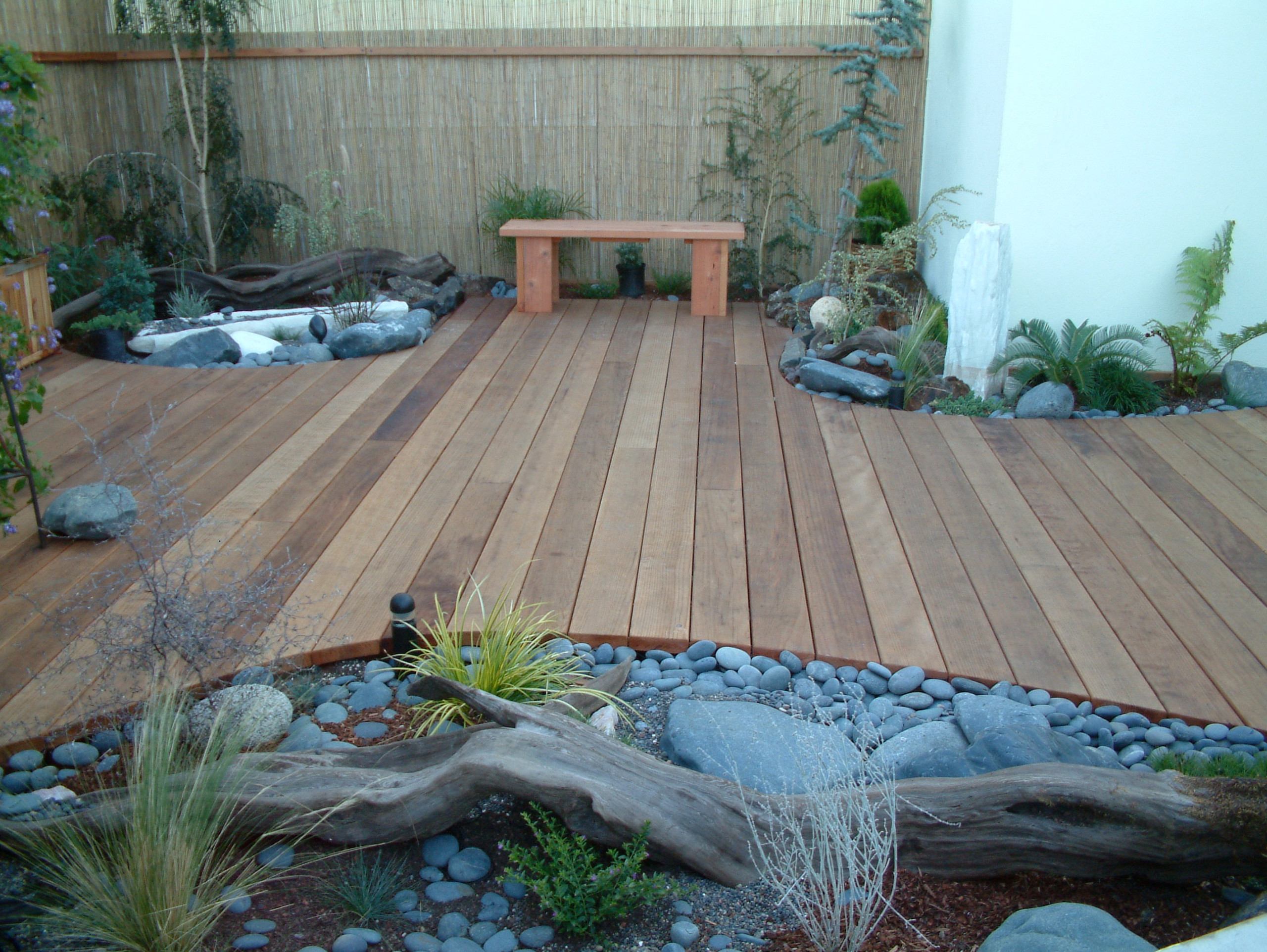 Через пень-колоду: Старые коряги в новых ролях