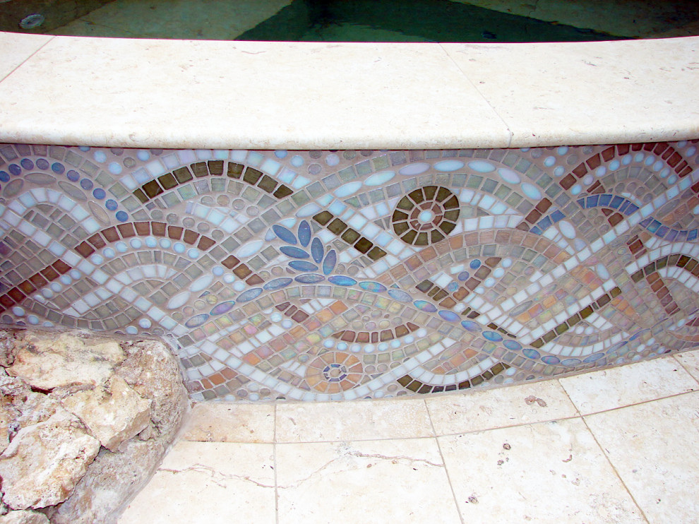 Зачем вам: Цветное стекло в саду