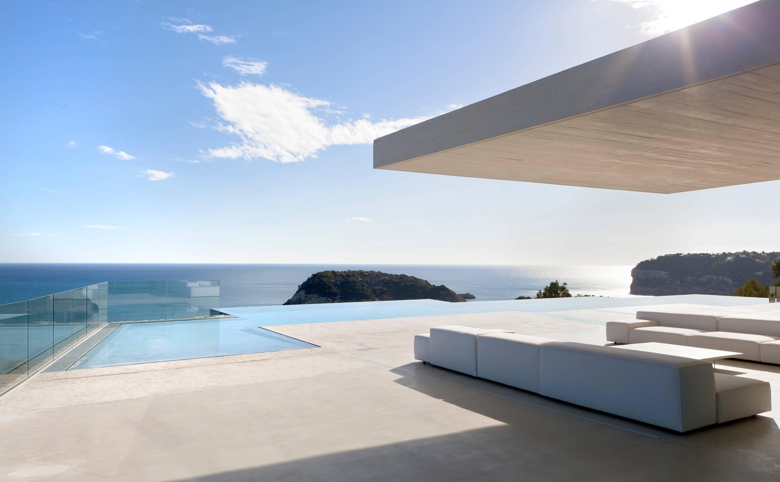 Мир дизайна: 15 бассейнов мечты с великолепными видами