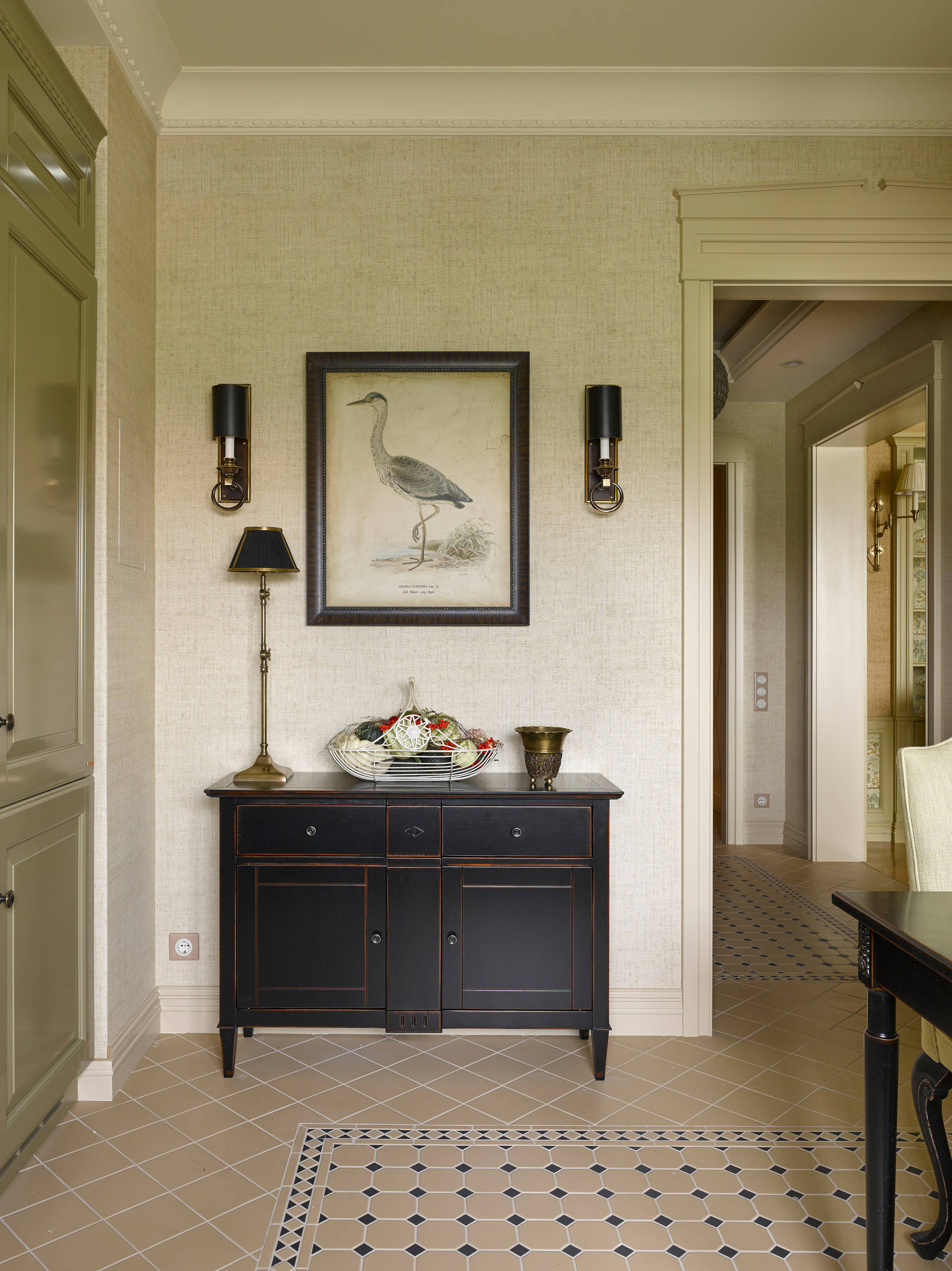 Houzz тур: Московский вариант неоклассики в умиротворенном ключе