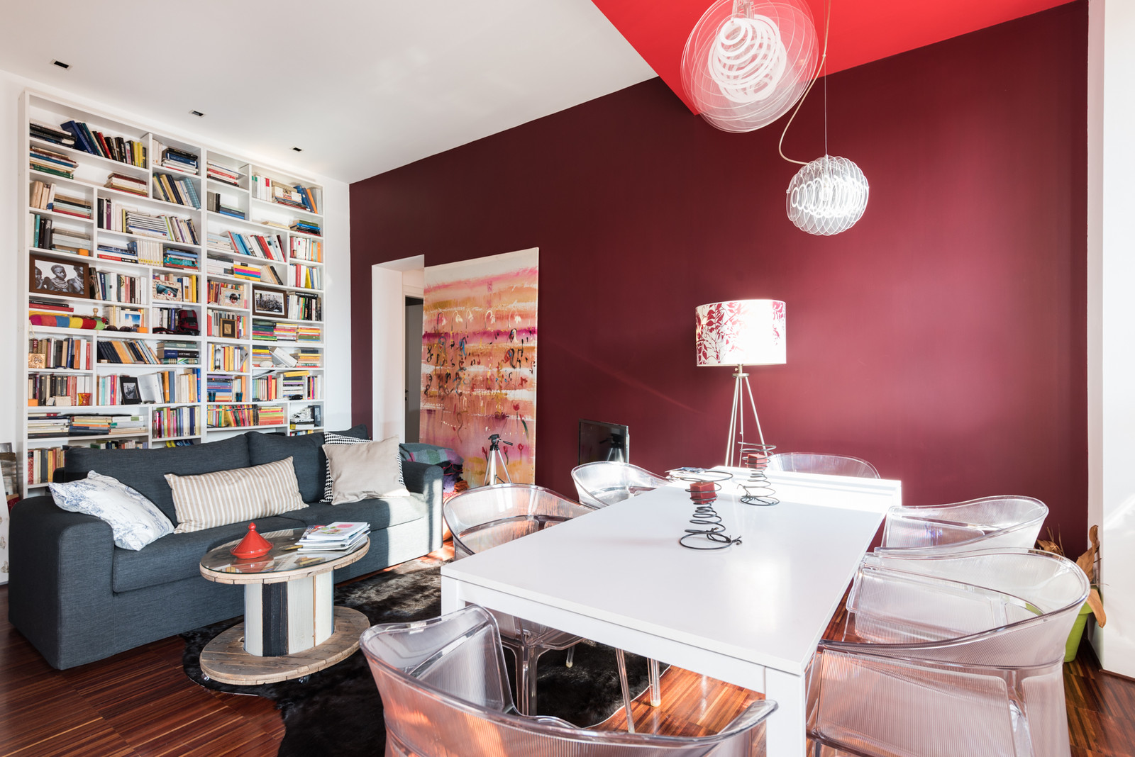 Houzz Италия: Римская квартира, соразмерная еде и книгам