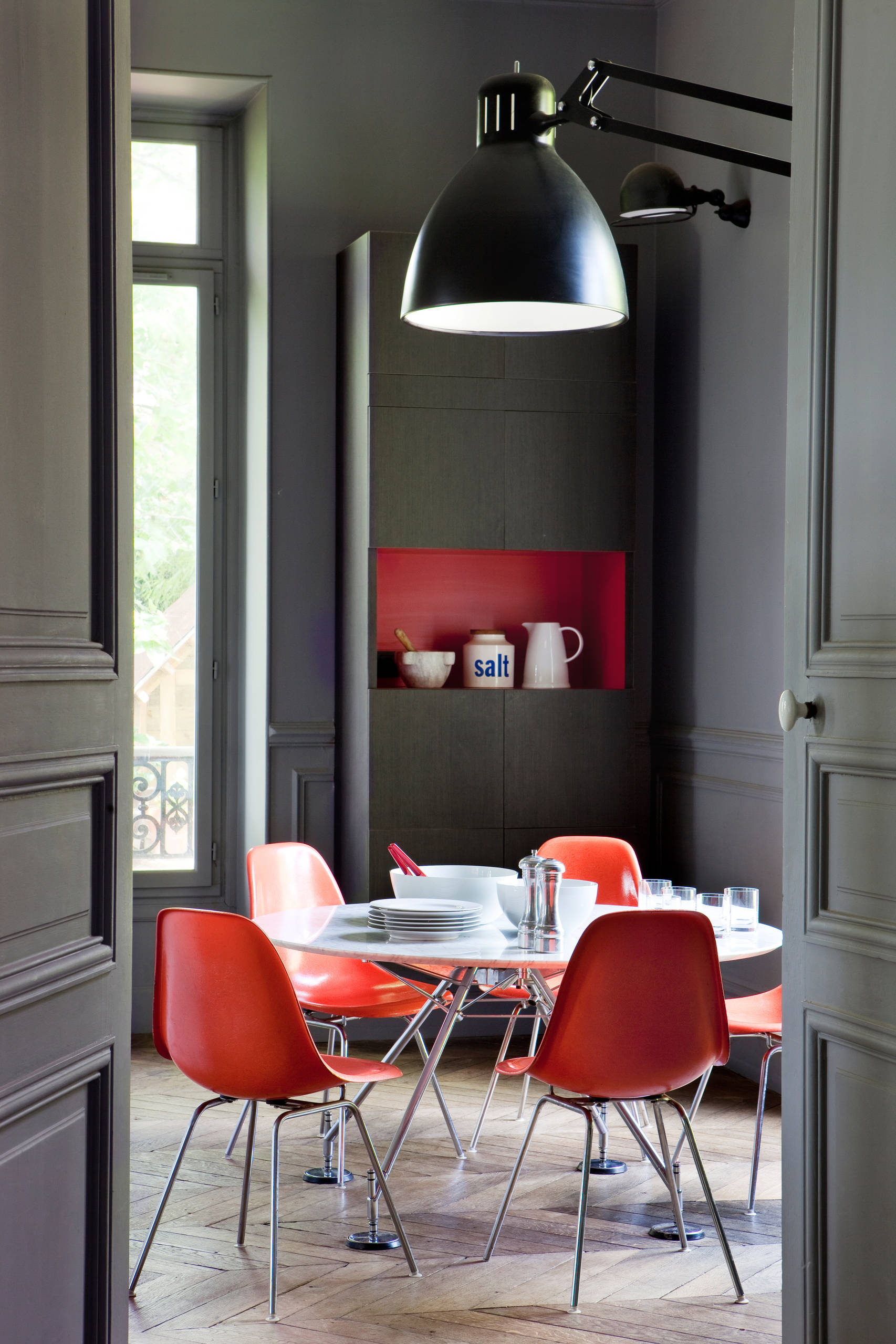 Когда мода вдохновляет дизайн: Cерый цвет «Диор»