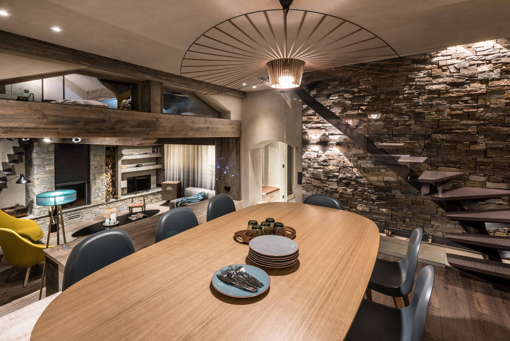 Houzz Франция: Современное шале в старом доме в Мерибеле