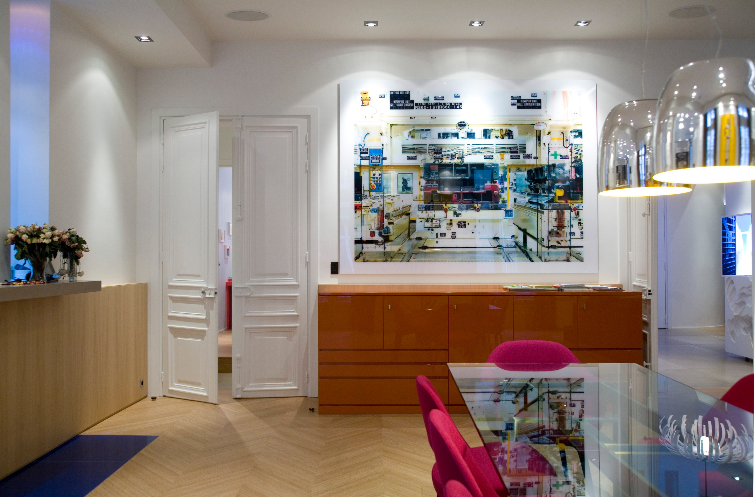 Houzz Франция: Свобода творчества в квартире парижского коллекционера