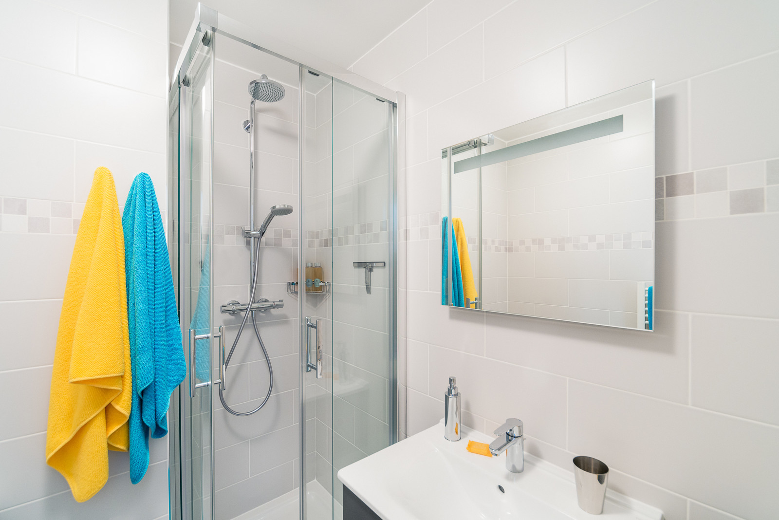 С миру по идее: 10 дизайн-уроков из крошечных французских санузлов