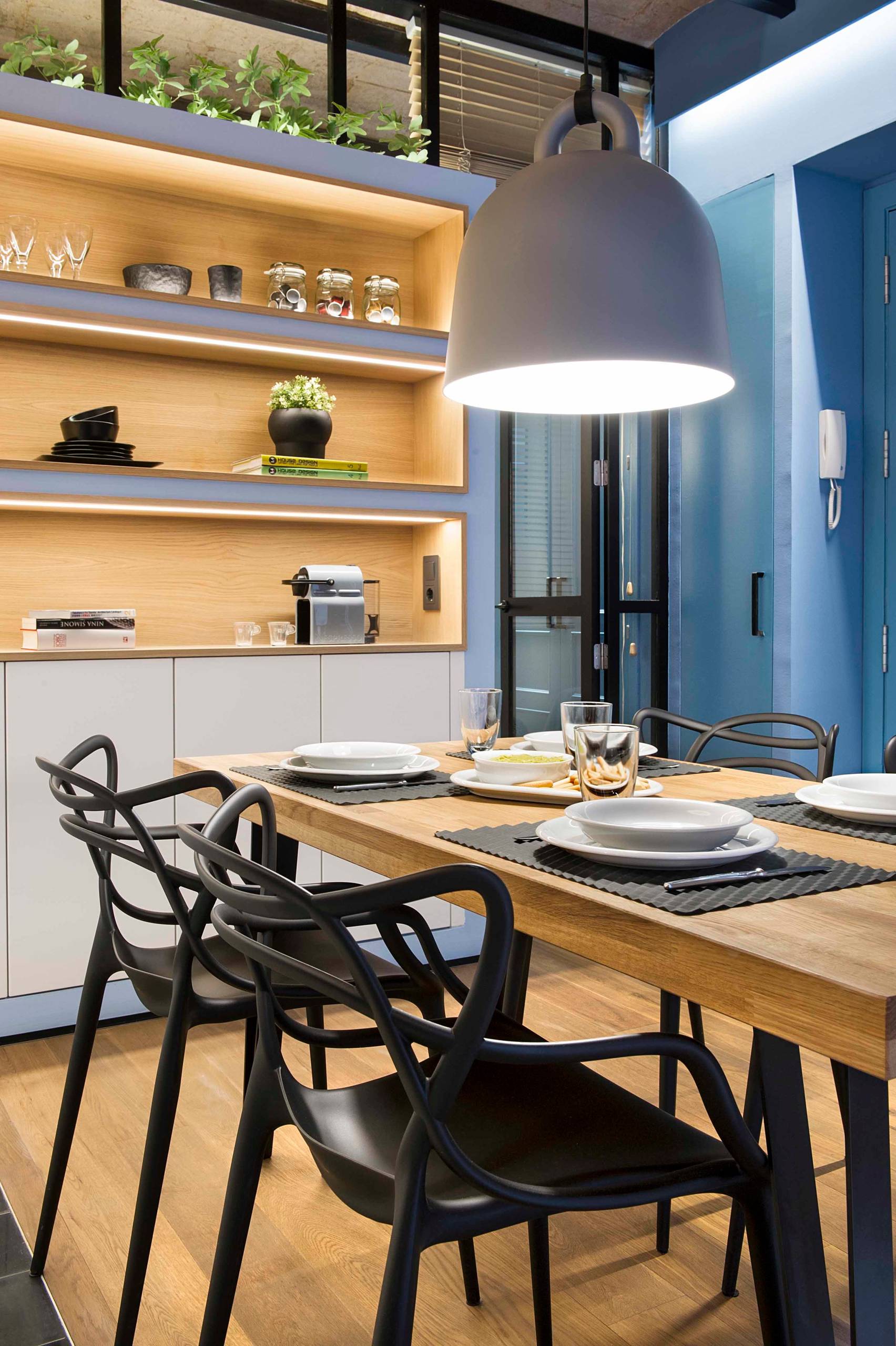 Houzz Испания: 40 кв.м для влюбленных —  у самого синего моря