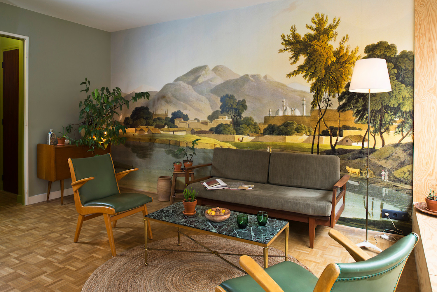 Houzz Франция: Винтаж для молодой пары — под Парижем