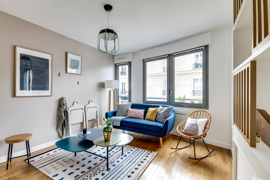 Вопрос: Как заставить комнату казаться просторнее