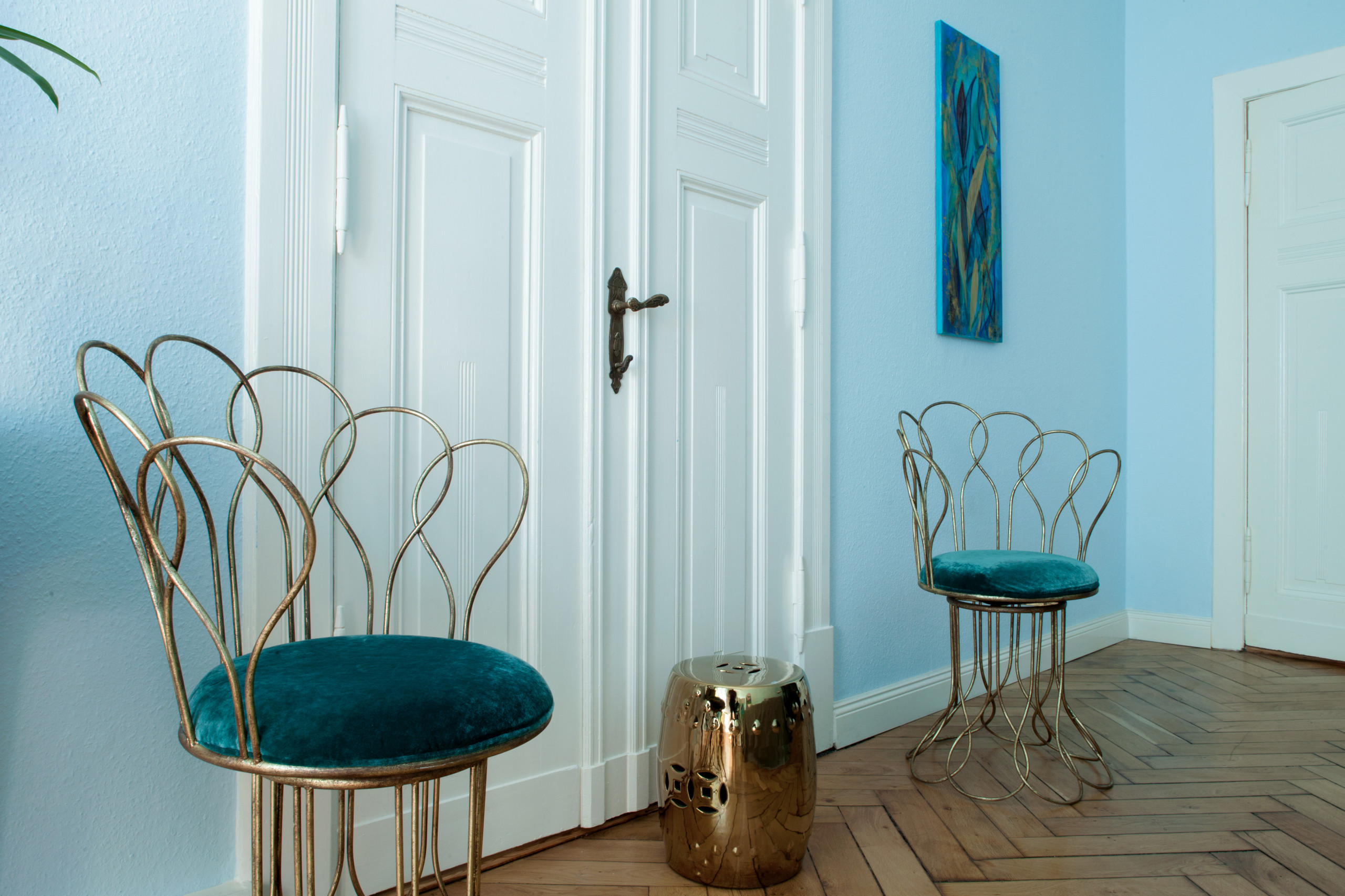 Houzz Германия: Берлинская лазурь в квартире художницы