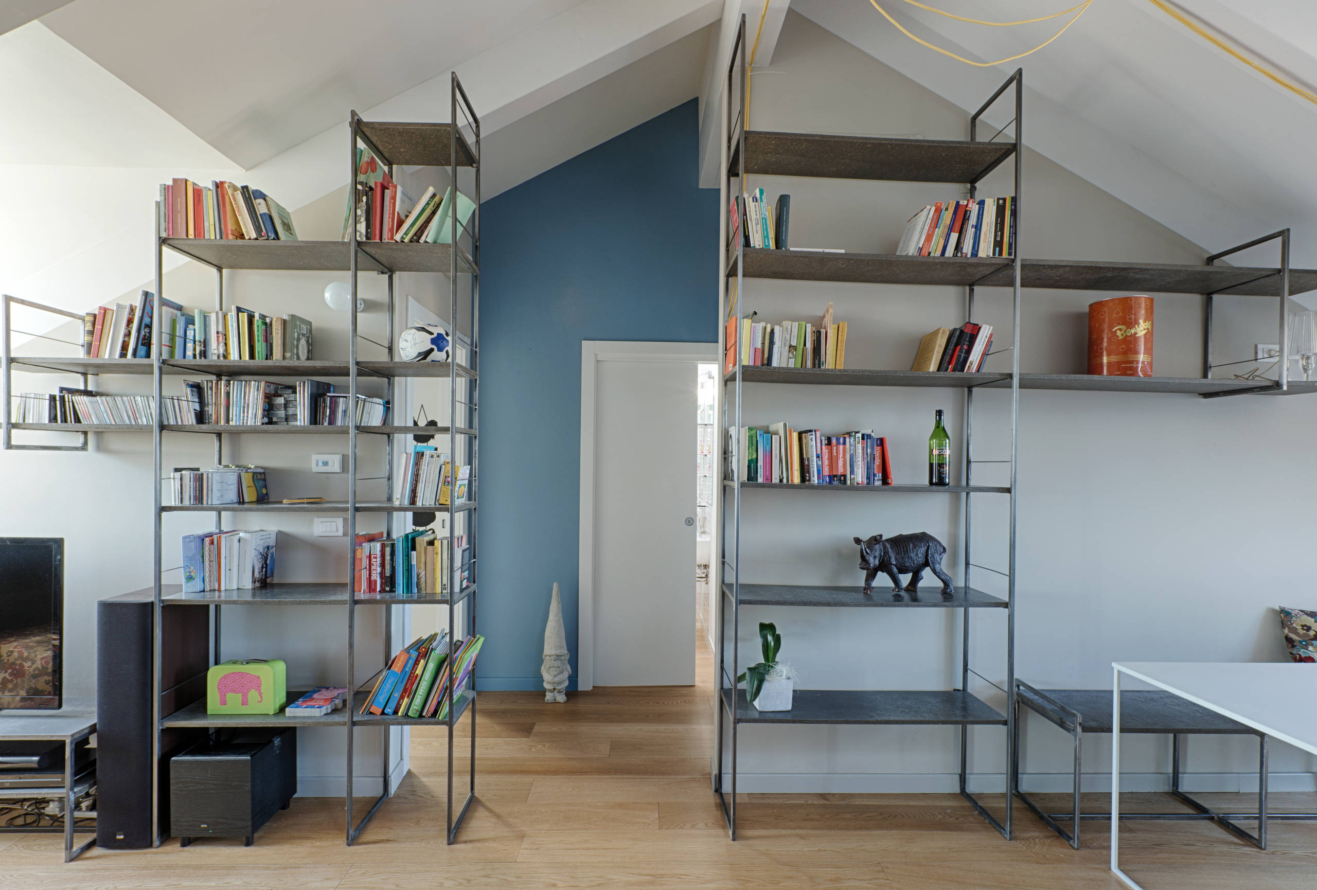 Houzz Италия: Бюджетная мансарда в Турине