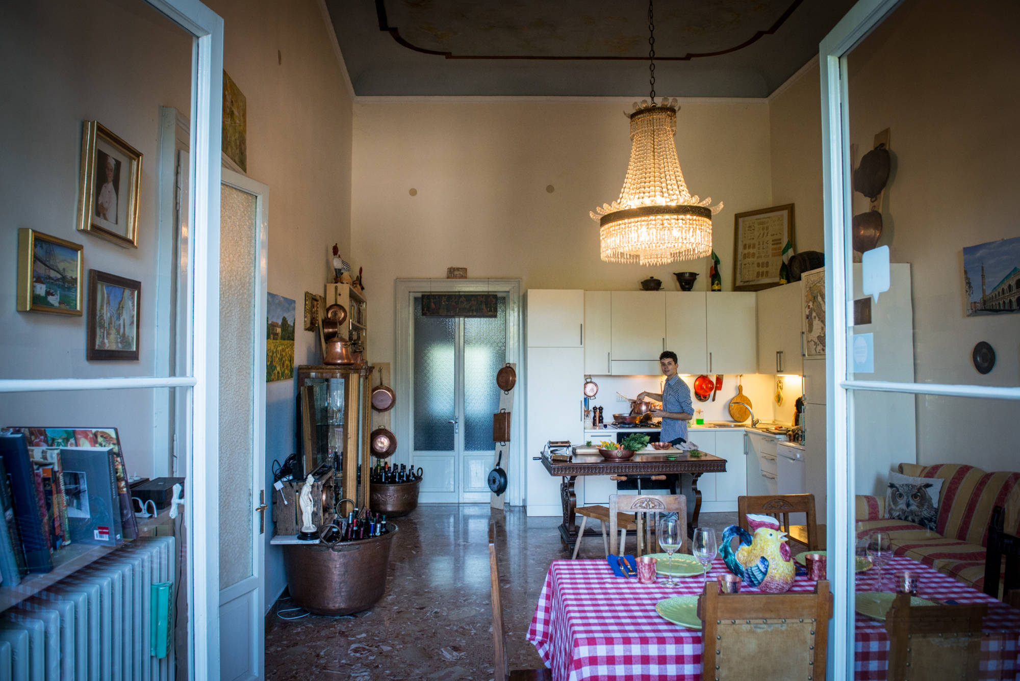 Houzz Италия: Шеф-повар готовит пасту в своем палаццо