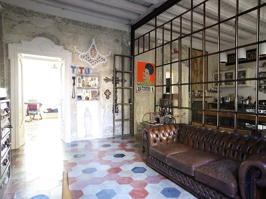 Houzz Италия: Встреча прошлого и будущего в миланской квартире