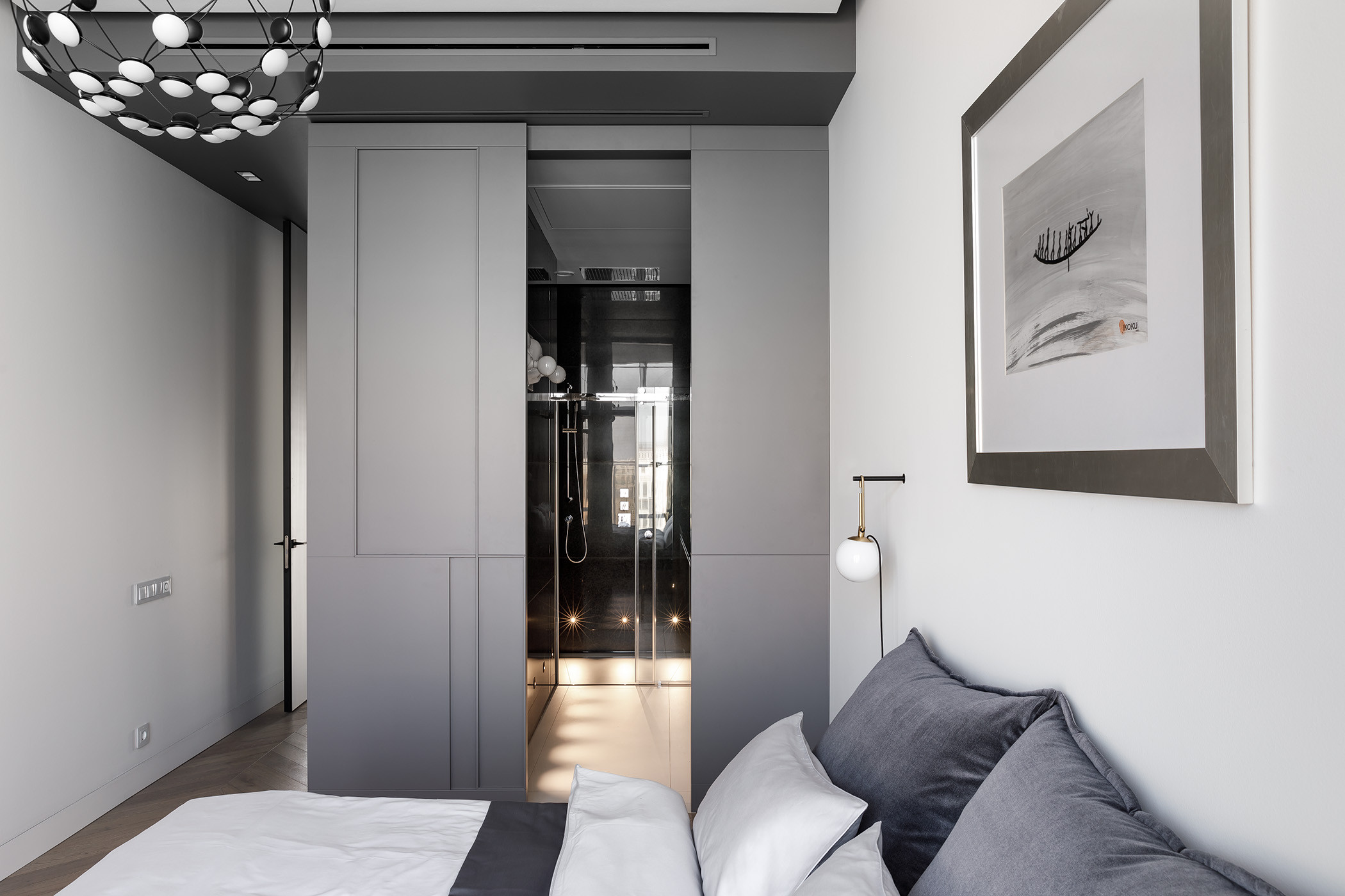 Houzz тур: Графичный интерьер, в котором нет места лишним деталям