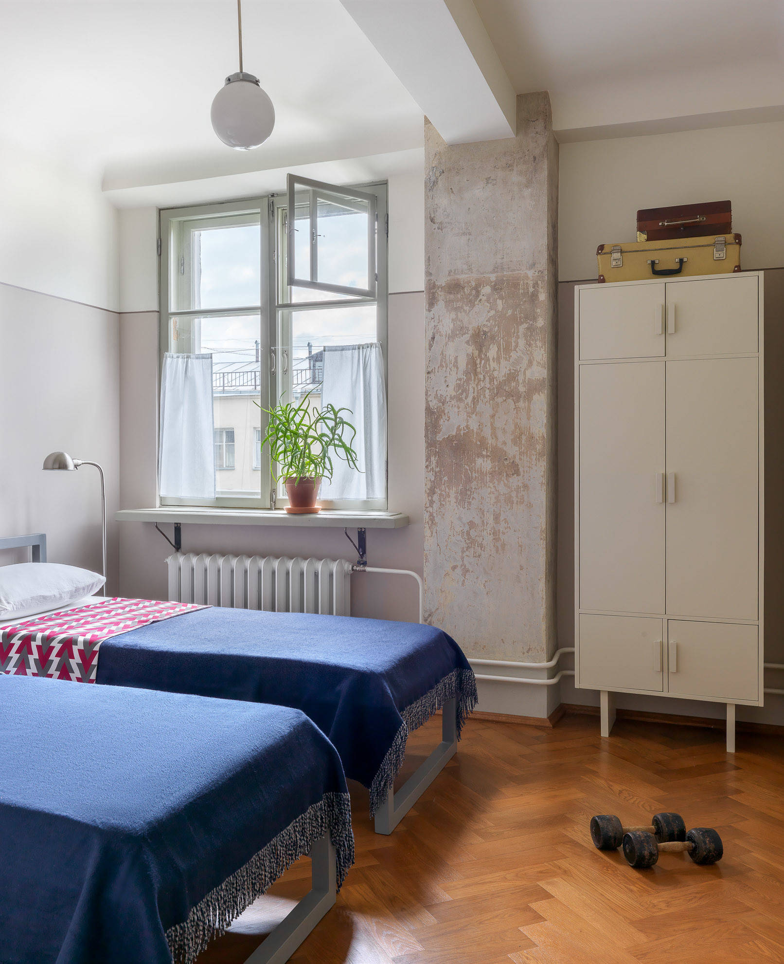 Houzz тур: «Утопическая ячейка» в доме 1930 года